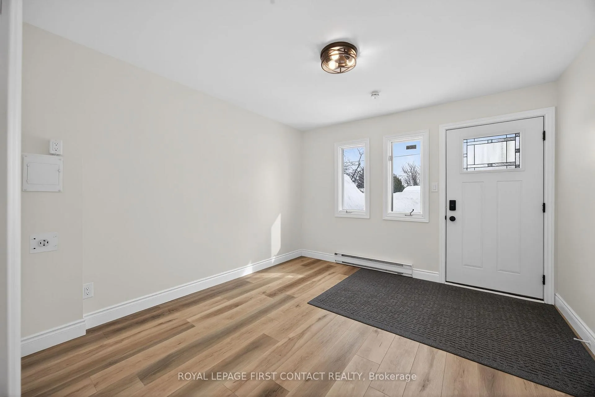 Photo 21 of 4 Wallis Street, Oro-Medonte, Warminister — HOMEH