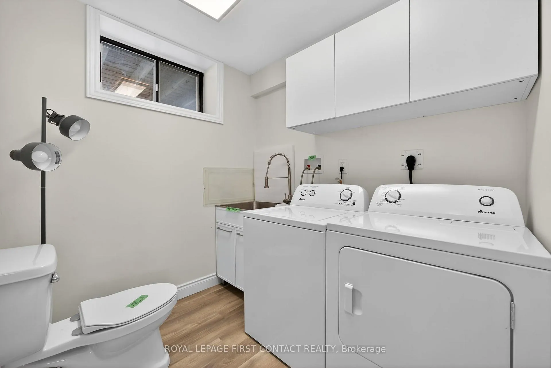 Photo 33 of 4 Wallis Street, Oro-Medonte, Warminister — HOMEH