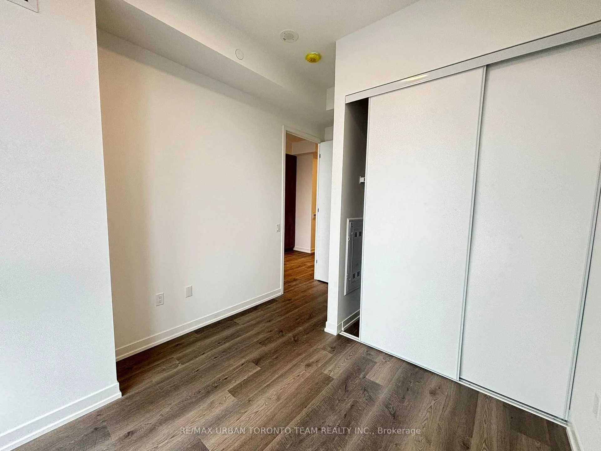 Photo 10 of Unit 2708, 8 Interchange Way, Vaughan, Vaughan Corporate Centre — HOMEH