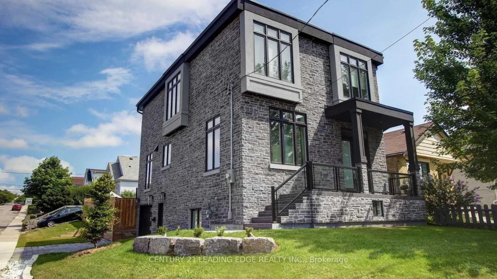 Photo 2 of 43 Glenburn Avenue, Toronto, O'Connor-Parkview — HOMEH