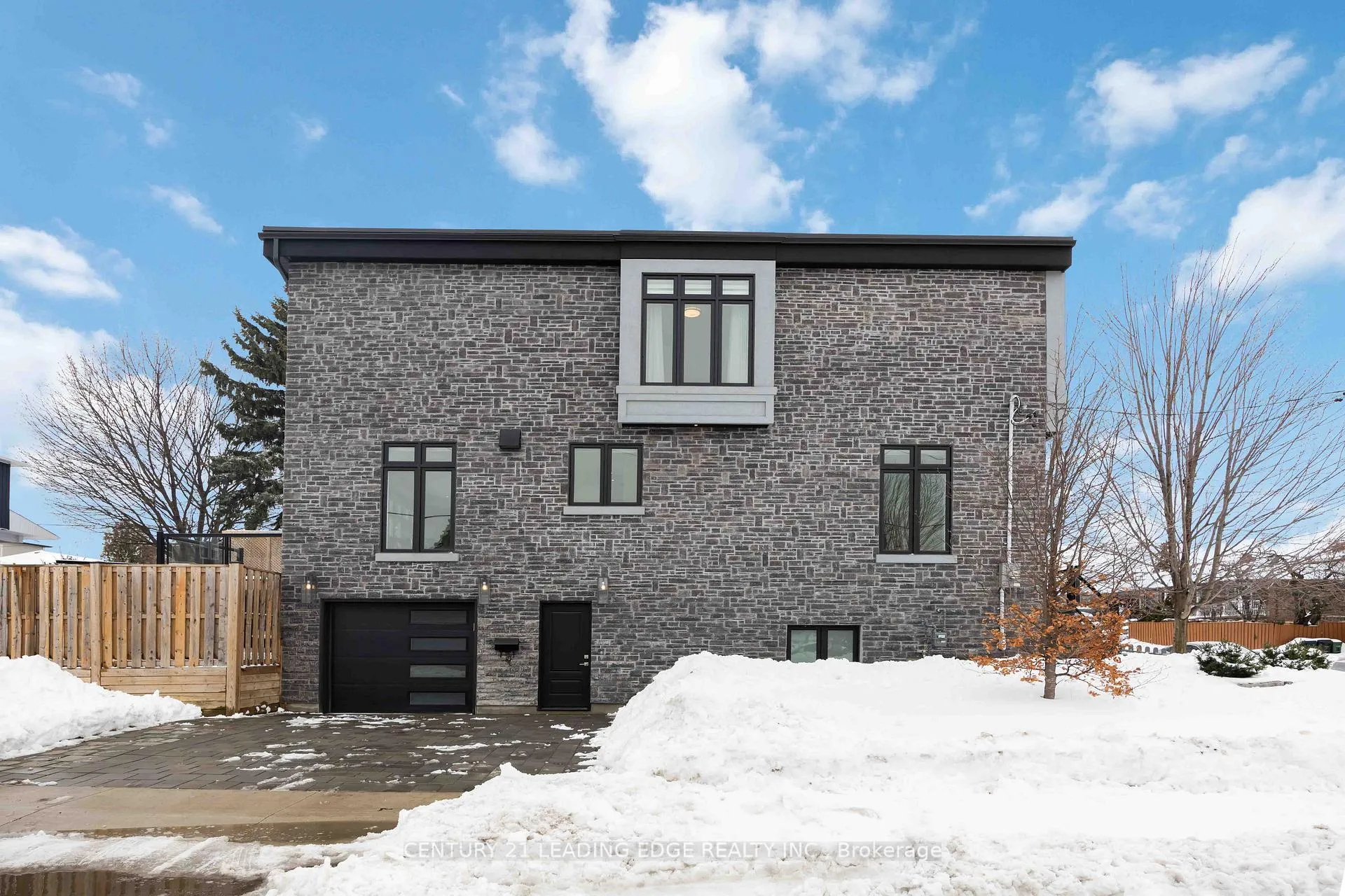 Photo 3 of 43 Glenburn Avenue, Toronto, O'Connor-Parkview — HOMEH