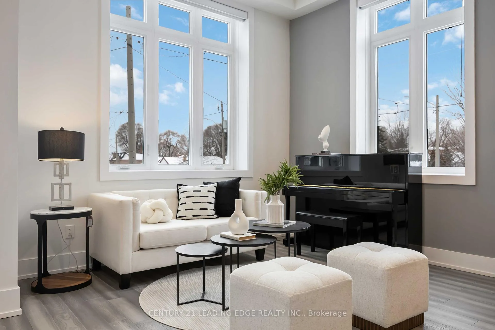 Photo 10 of 43 Glenburn Avenue, Toronto, O'Connor-Parkview — HOMEH