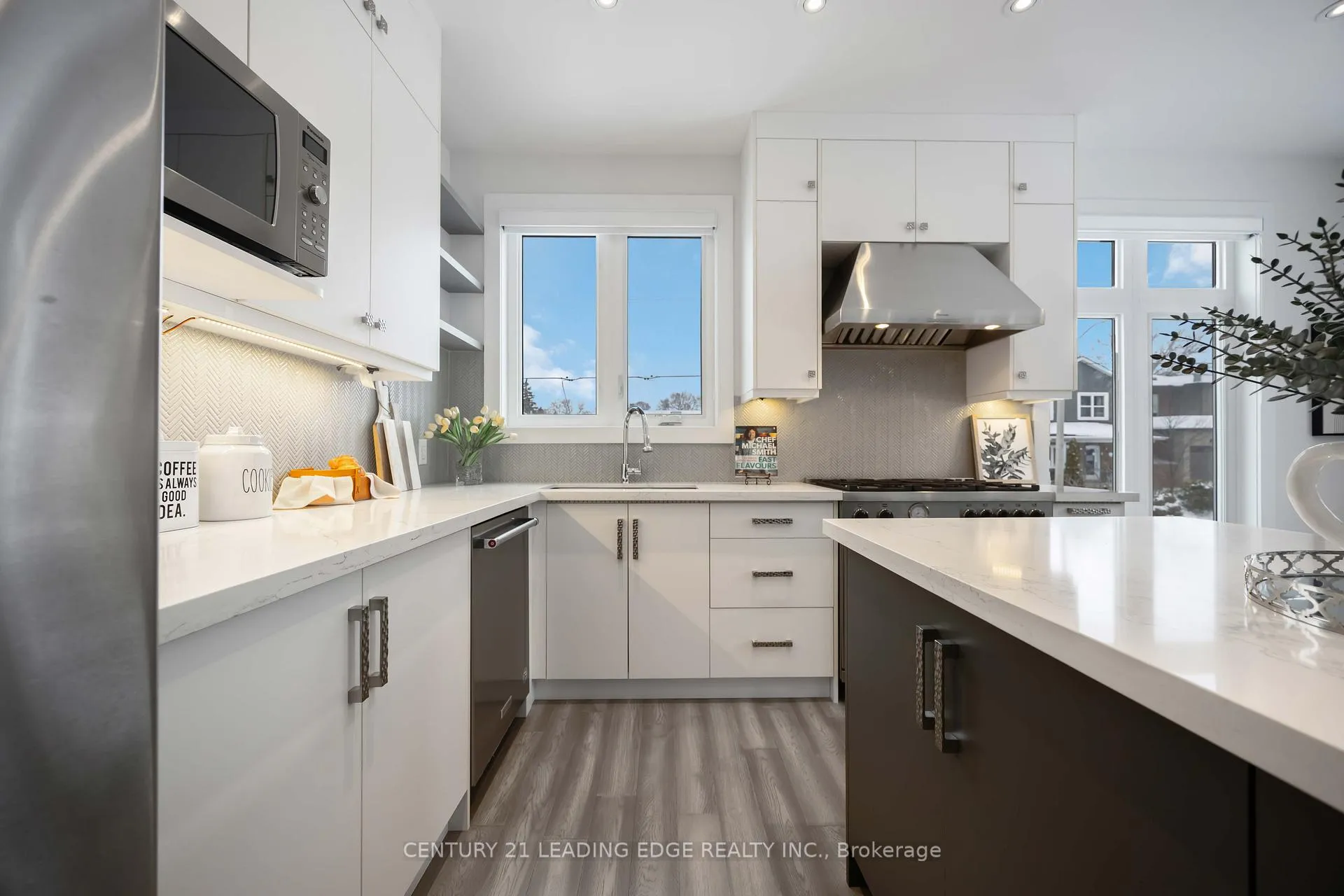 Photo 18 of 43 Glenburn Avenue, Toronto, O'Connor-Parkview — HOMEH