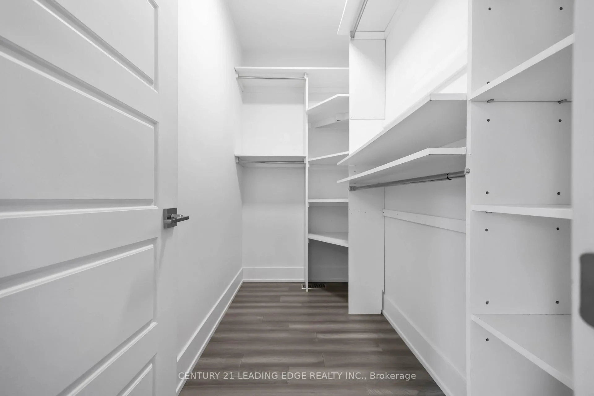 Photo 31 of 43 Glenburn Avenue, Toronto, O'Connor-Parkview — HOMEH