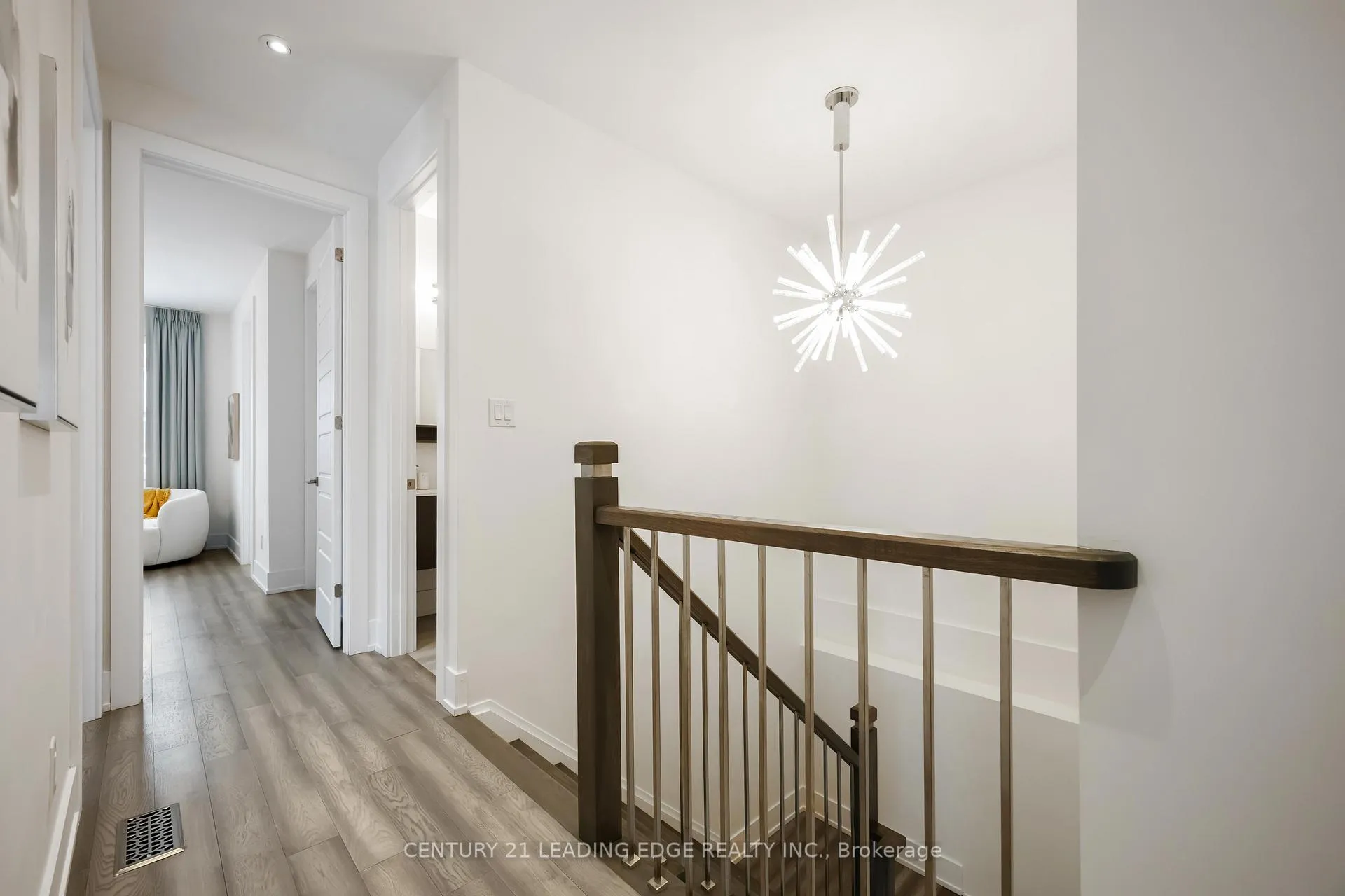Photo 36 of 43 Glenburn Avenue, Toronto, O'Connor-Parkview — HOMEH