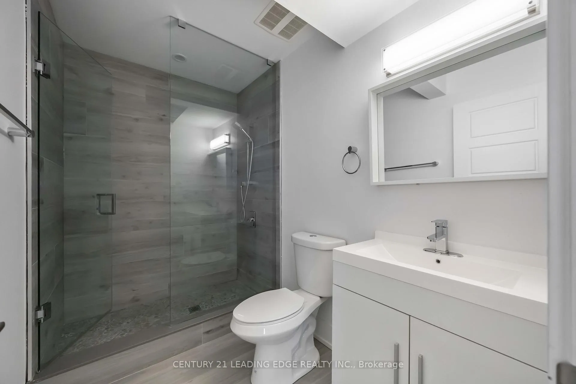 Photo 40 of 43 Glenburn Avenue, Toronto, O'Connor-Parkview — HOMEH