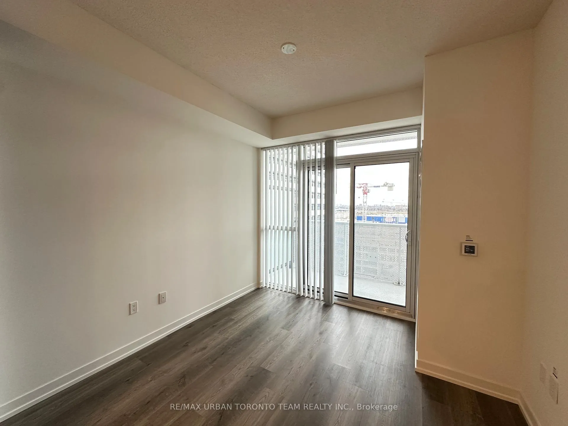 Photo 9 of Unit 1011, 8 Interchange Way, Vaughan, Vaughan Corporate Centre — HOMEH