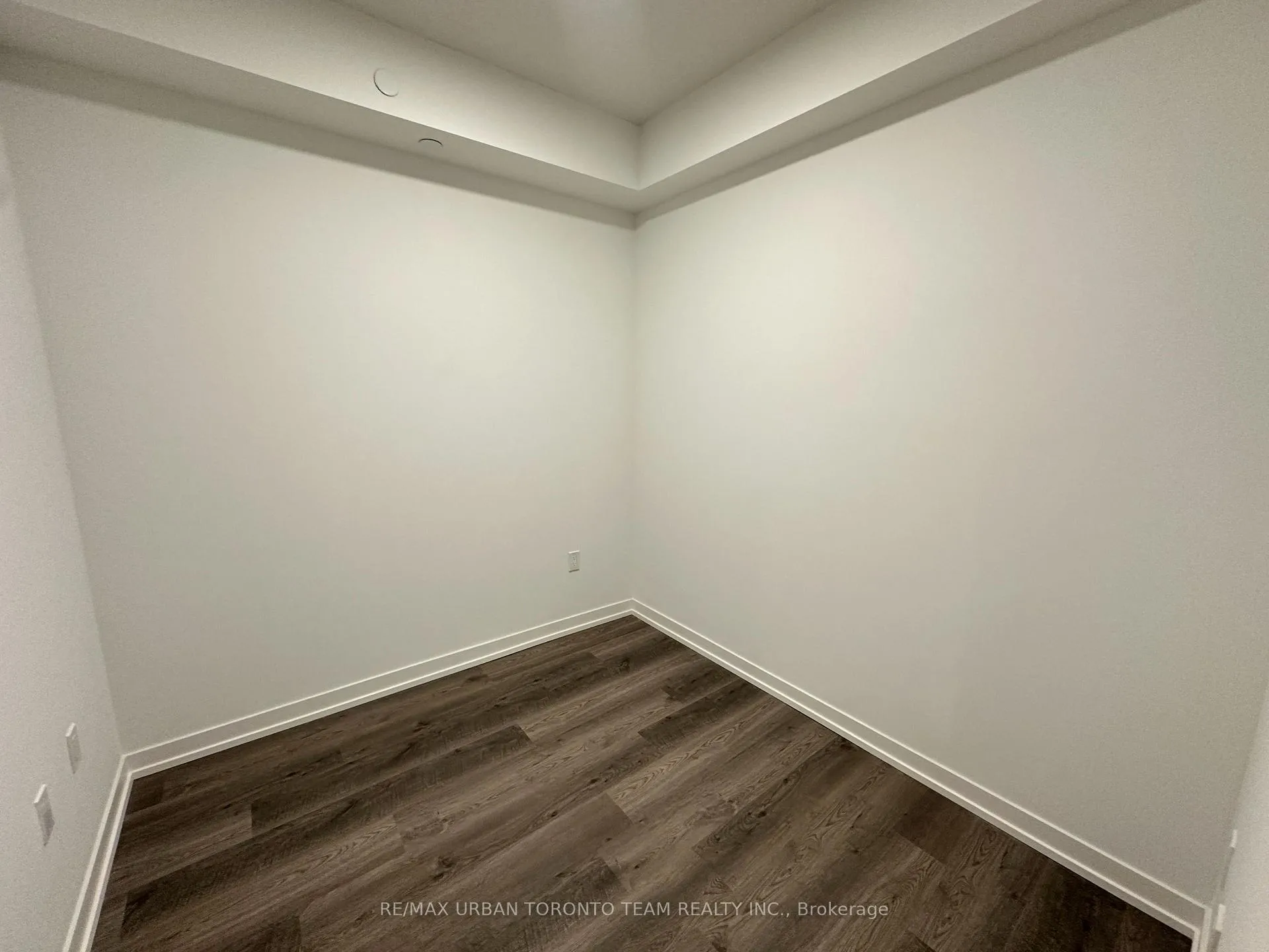 Photo 12 of Unit 1011, 8 Interchange Way, Vaughan, Vaughan Corporate Centre — HOMEH