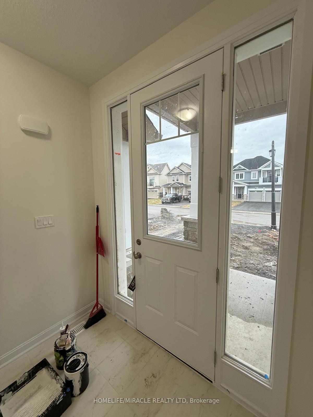 Photo 4 of 63 Oakmont Drive, Loyalist, Bath — HOMEH