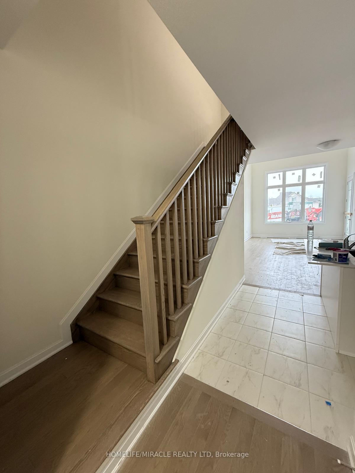 Photo 5 of 63 Oakmont Drive, Loyalist, Bath — HOMEH