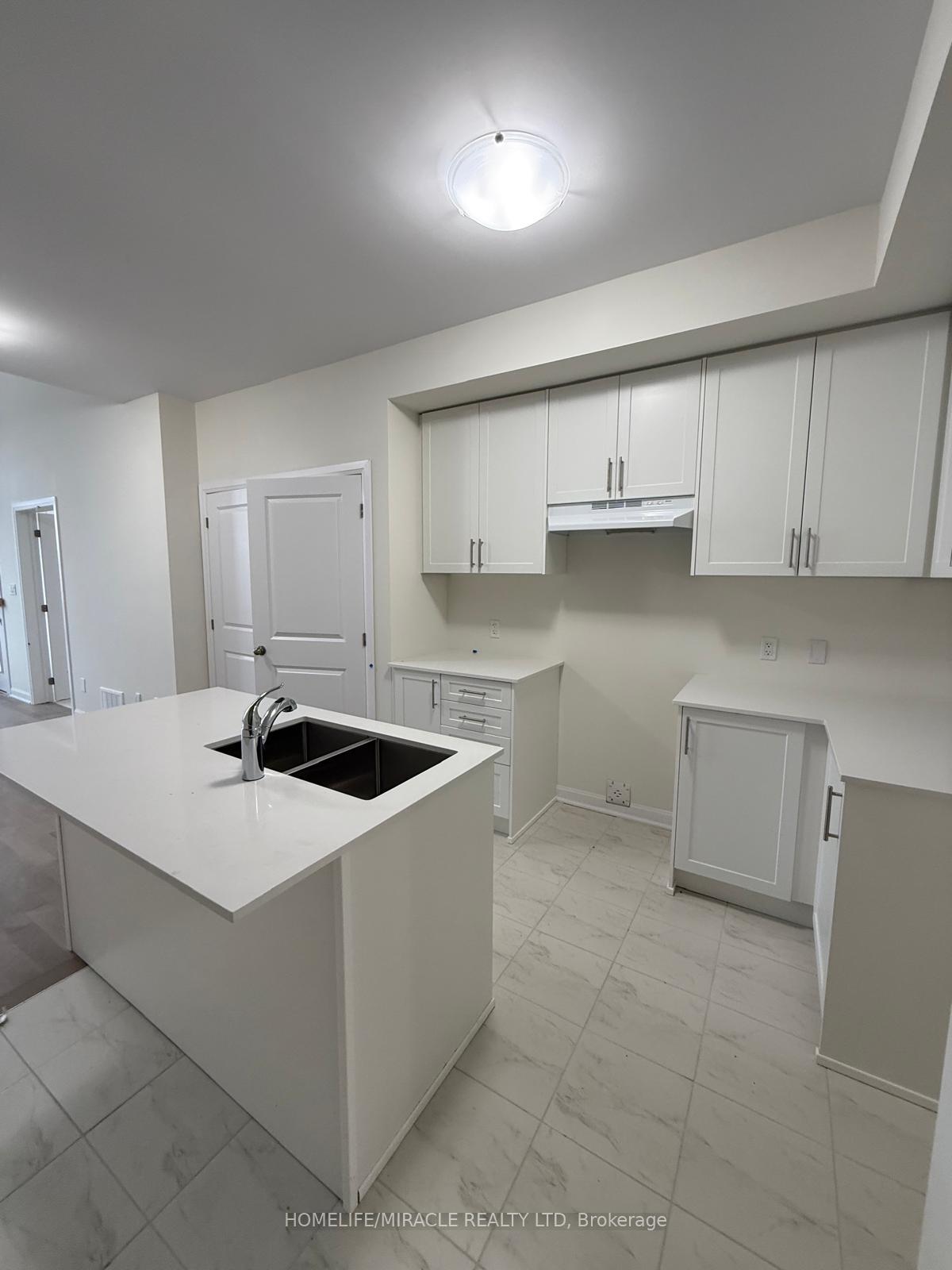 Photo 8 of 63 Oakmont Drive, Loyalist, Bath — HOMEH