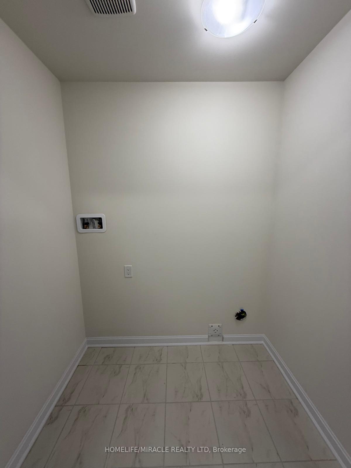 Photo 11 of 63 Oakmont Drive, Loyalist, Bath — HOMEH