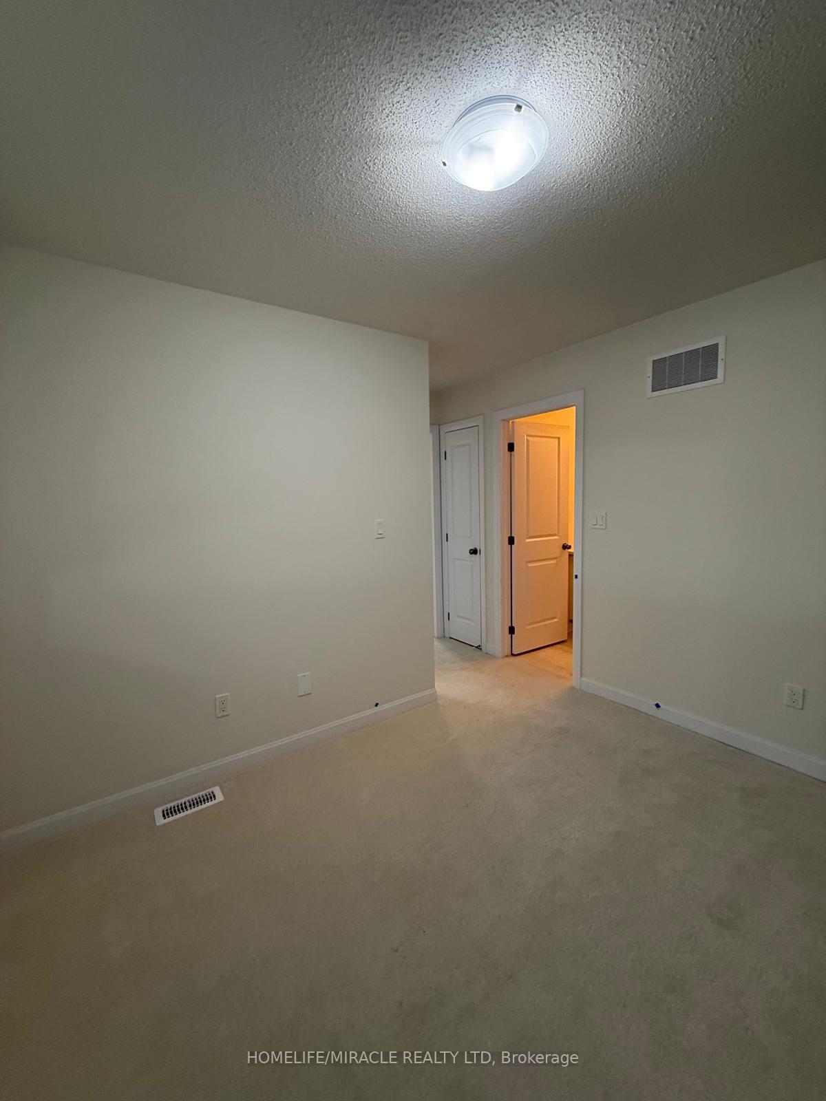 Photo 20 of 63 Oakmont Drive, Loyalist, Bath — HOMEH