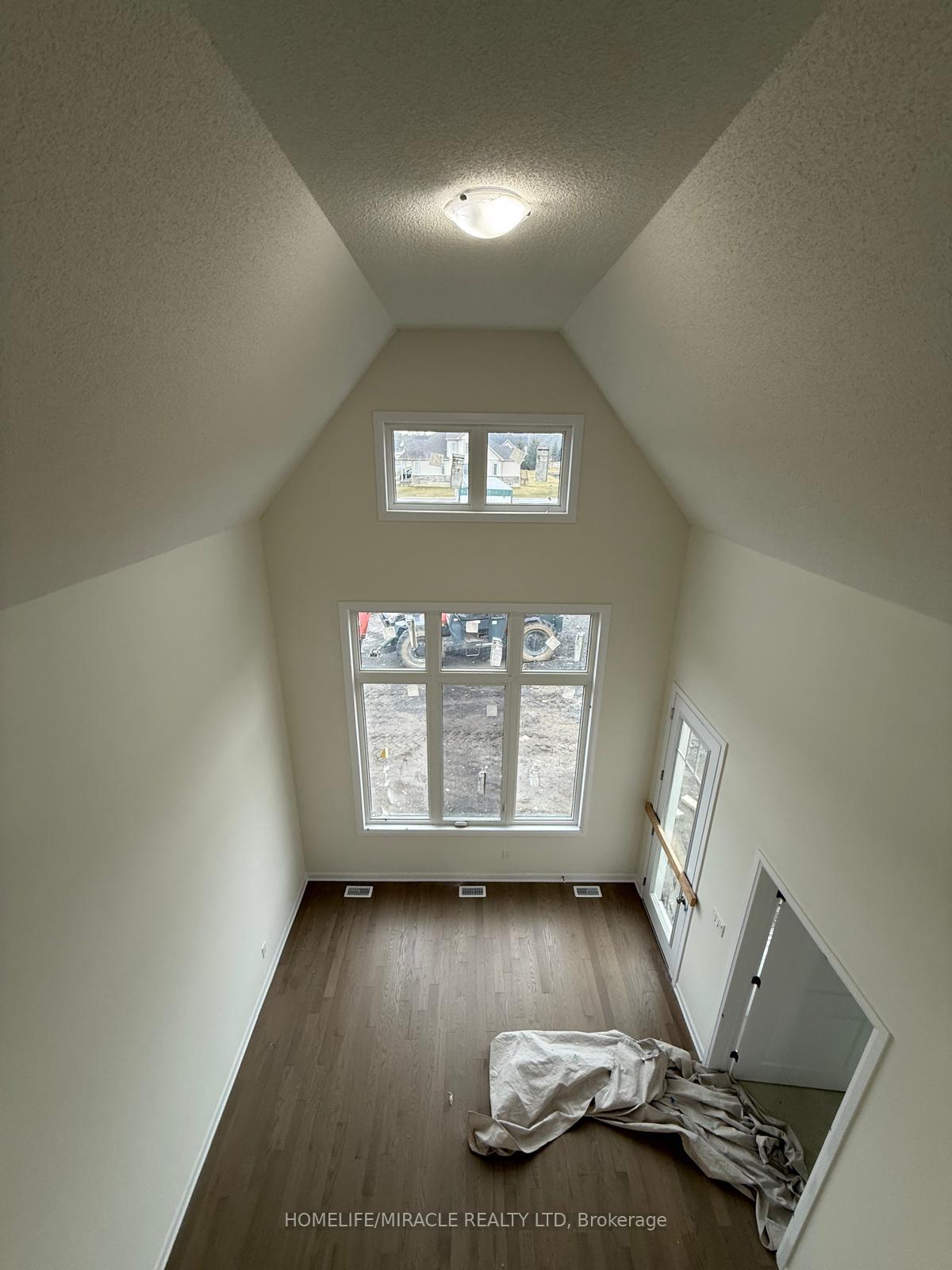 Photo 22 of 63 Oakmont Drive, Loyalist, Bath — HOMEH