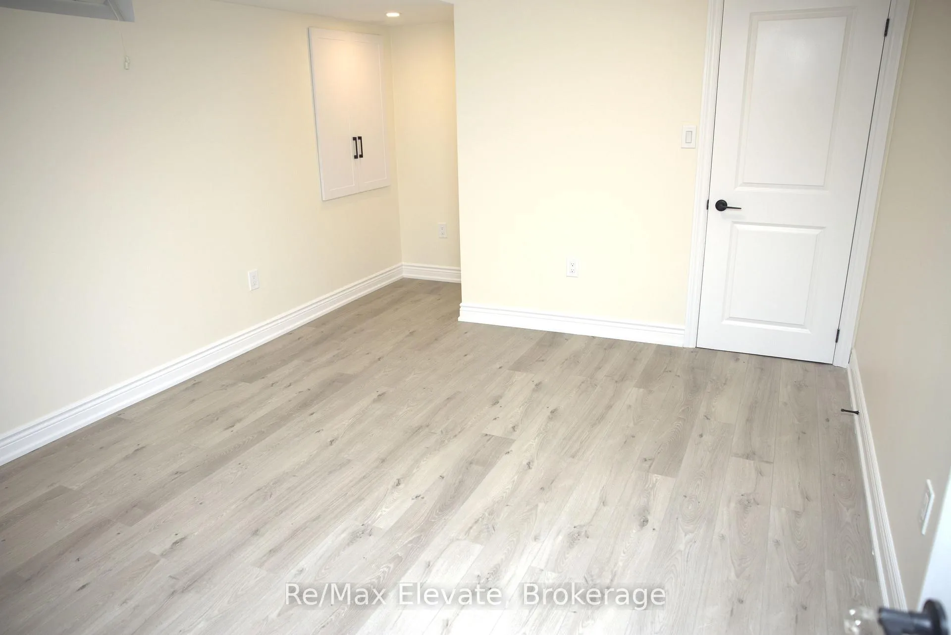 Photo 8 of 12 Hallam Road, Ajax, Northeast Ajax — HOMEH