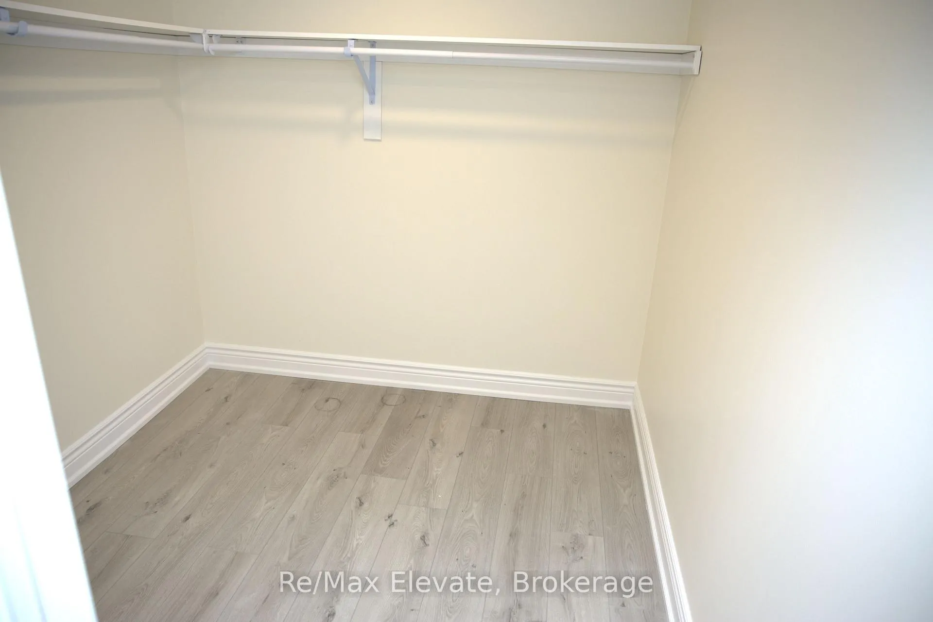 Photo 9 of 12 Hallam Road, Ajax, Northeast Ajax — HOMEH