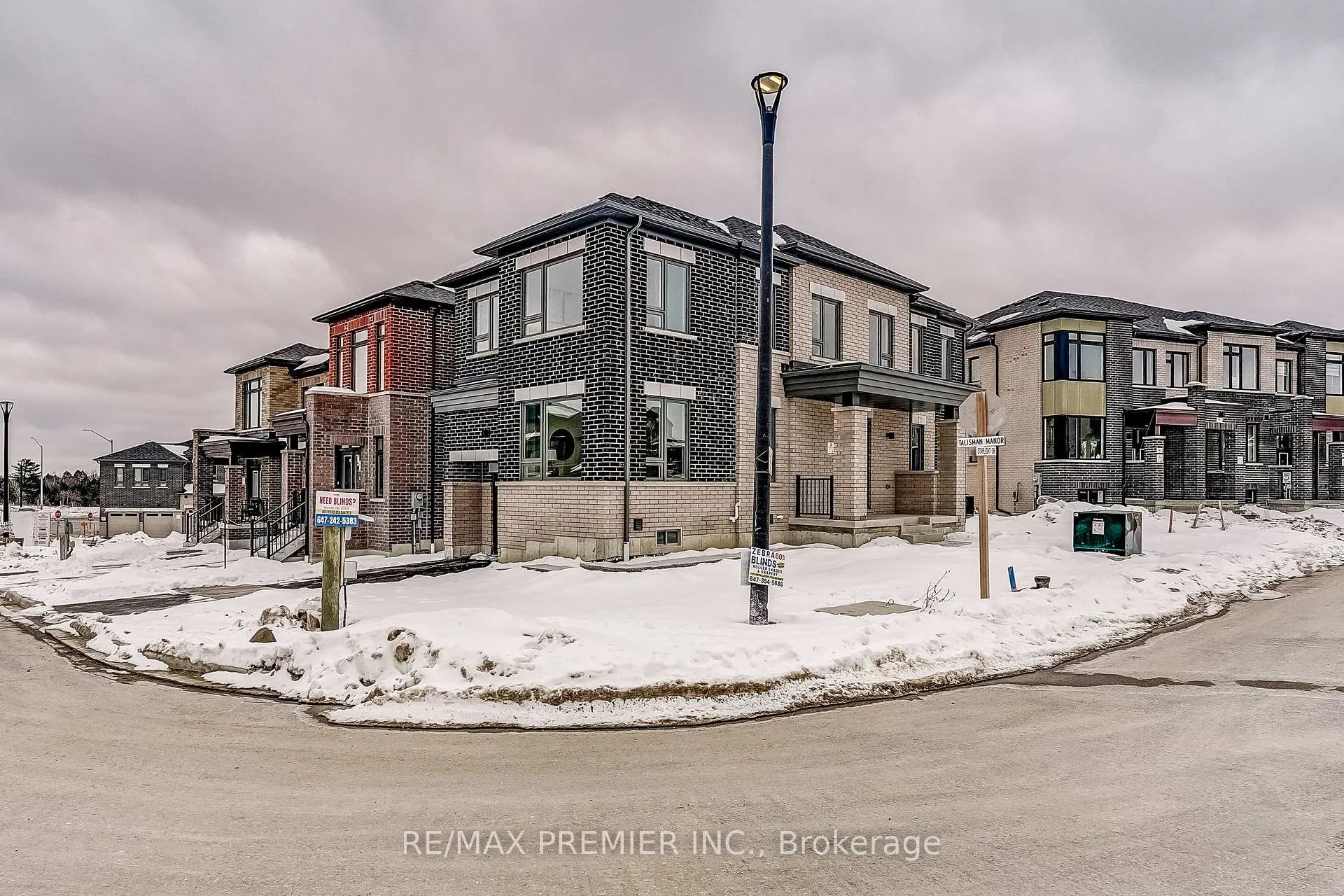 Photo 3 of 1265 Talisman Manor, Pickering, Rural Pickering — HOMEH