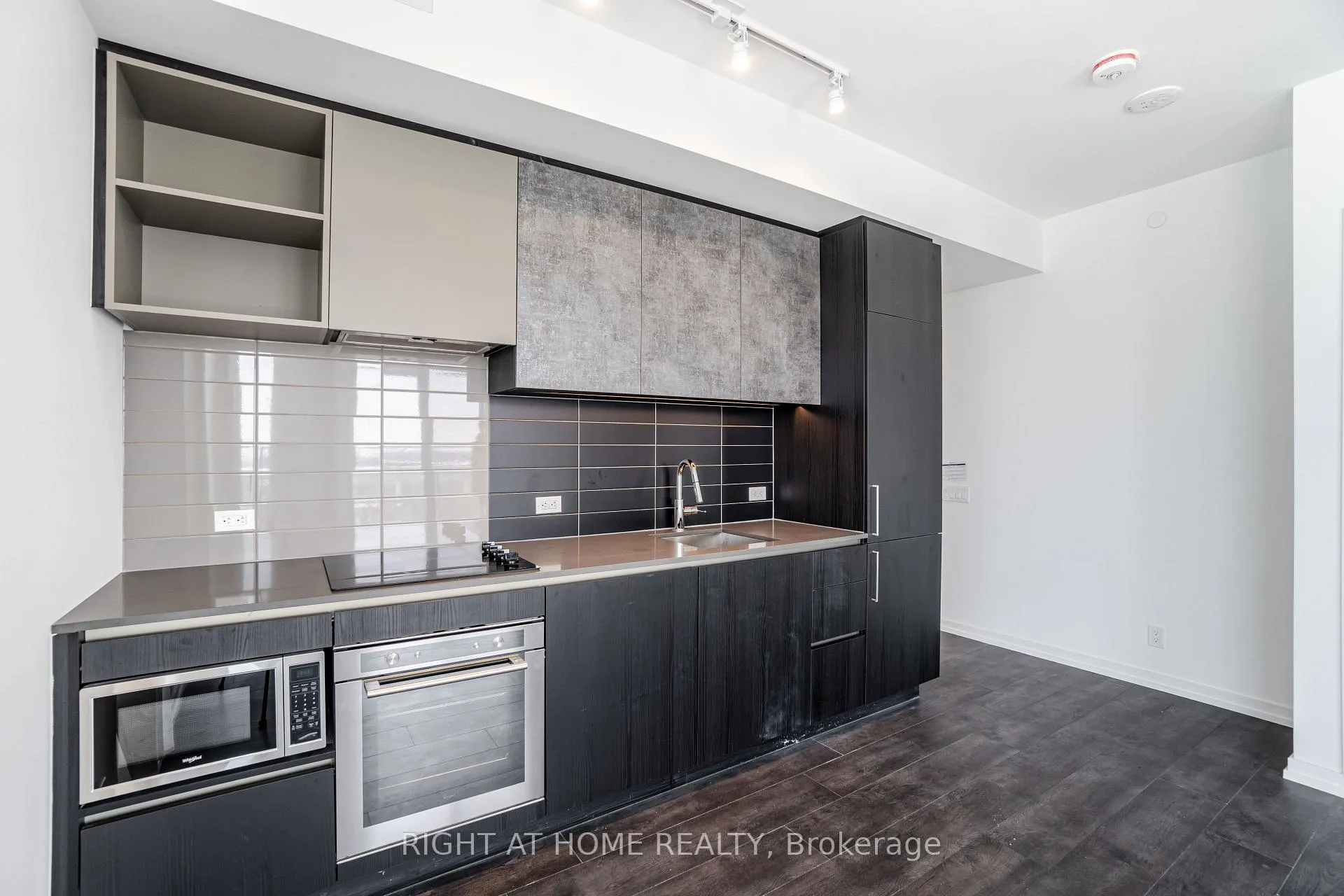 Photo 10 of Unit 2802, 7890 Jane Street, Vaughan, Vaughan Corporate Centre — HOMEH