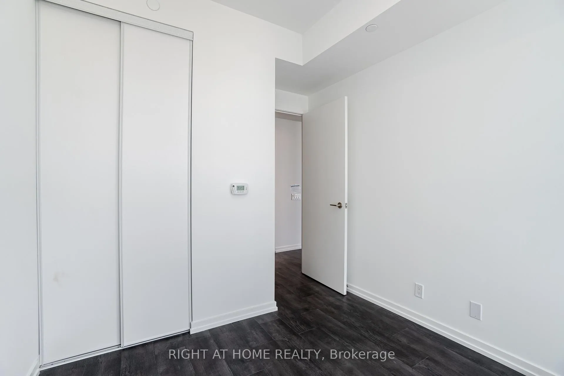 Photo 20 of Unit 2802, 7890 Jane Street, Vaughan, Vaughan Corporate Centre — HOMEH