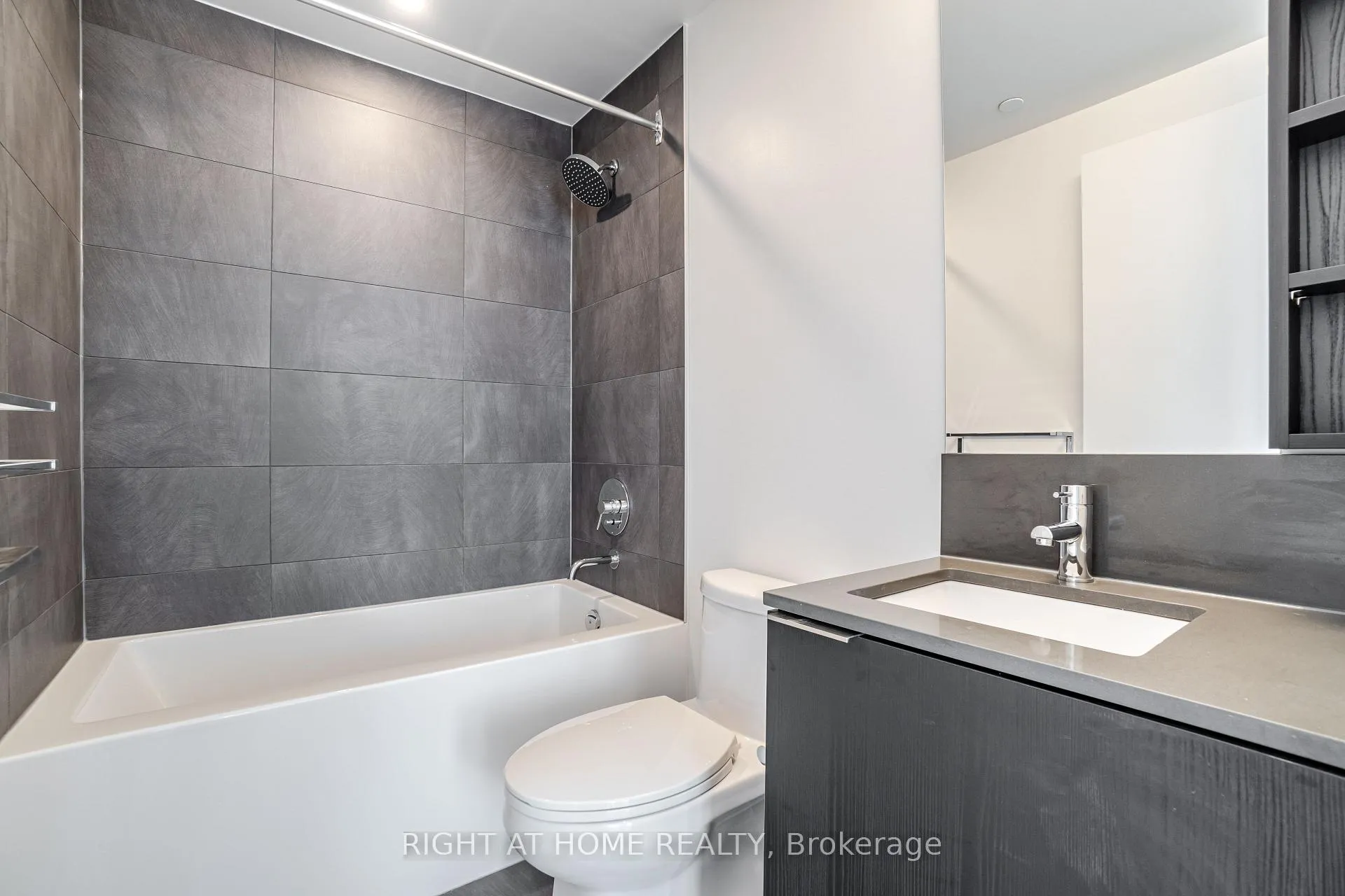 Photo 21 of Unit 2802, 7890 Jane Street, Vaughan, Vaughan Corporate Centre — HOMEH