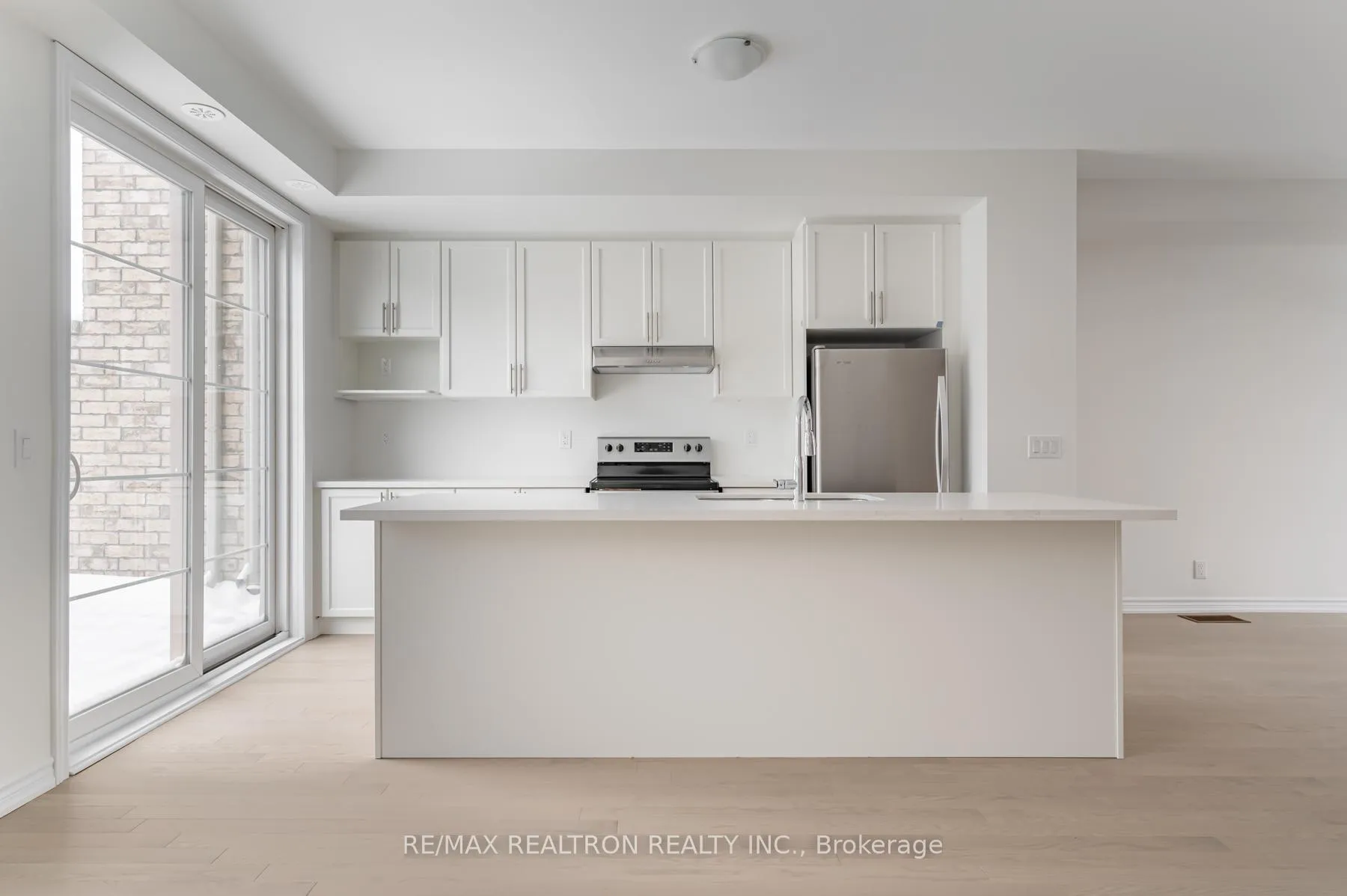 Photo 8 of 9706 Kennedy Road, Markham, Angus Glen — HOMEH
