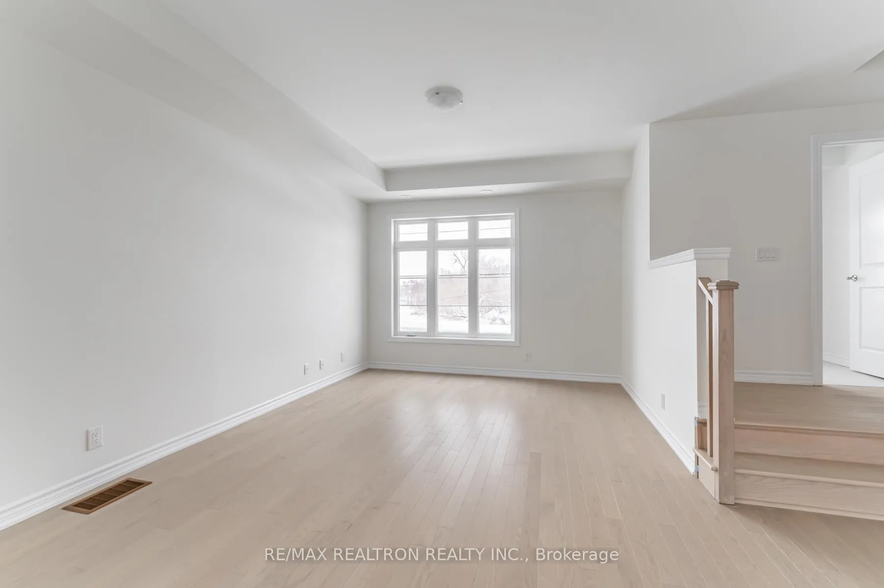 Photo 14 of 9706 Kennedy Road, Markham, Angus Glen — HOMEH
