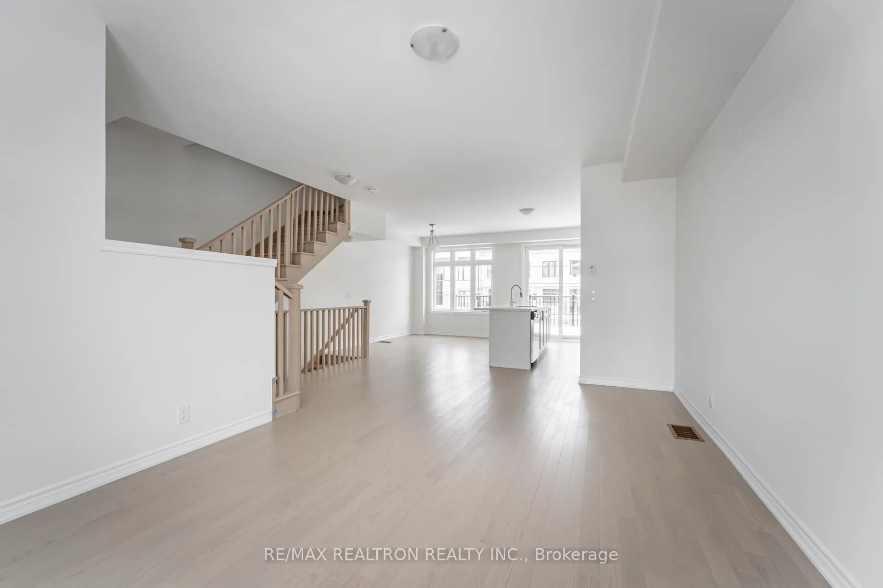 Photo 17 of 9706 Kennedy Road, Markham, Angus Glen — HOMEH