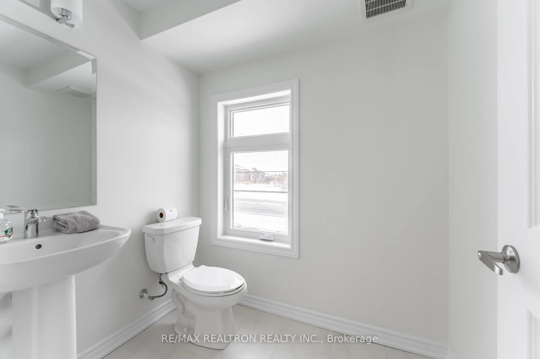 Photo 18 of 9706 Kennedy Road, Markham, Angus Glen — HOMEH