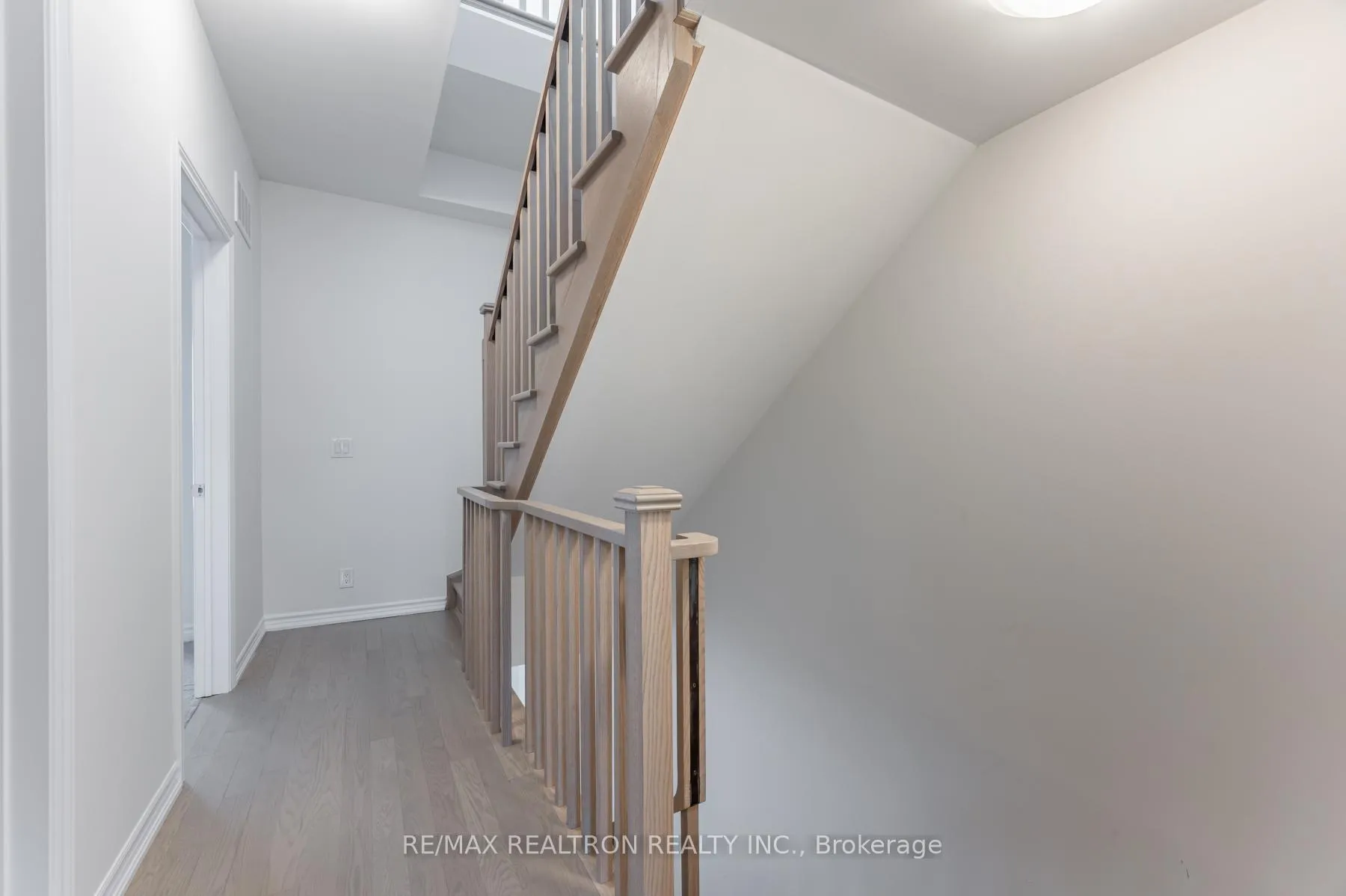 Photo 29 of 9706 Kennedy Road, Markham, Angus Glen — HOMEH