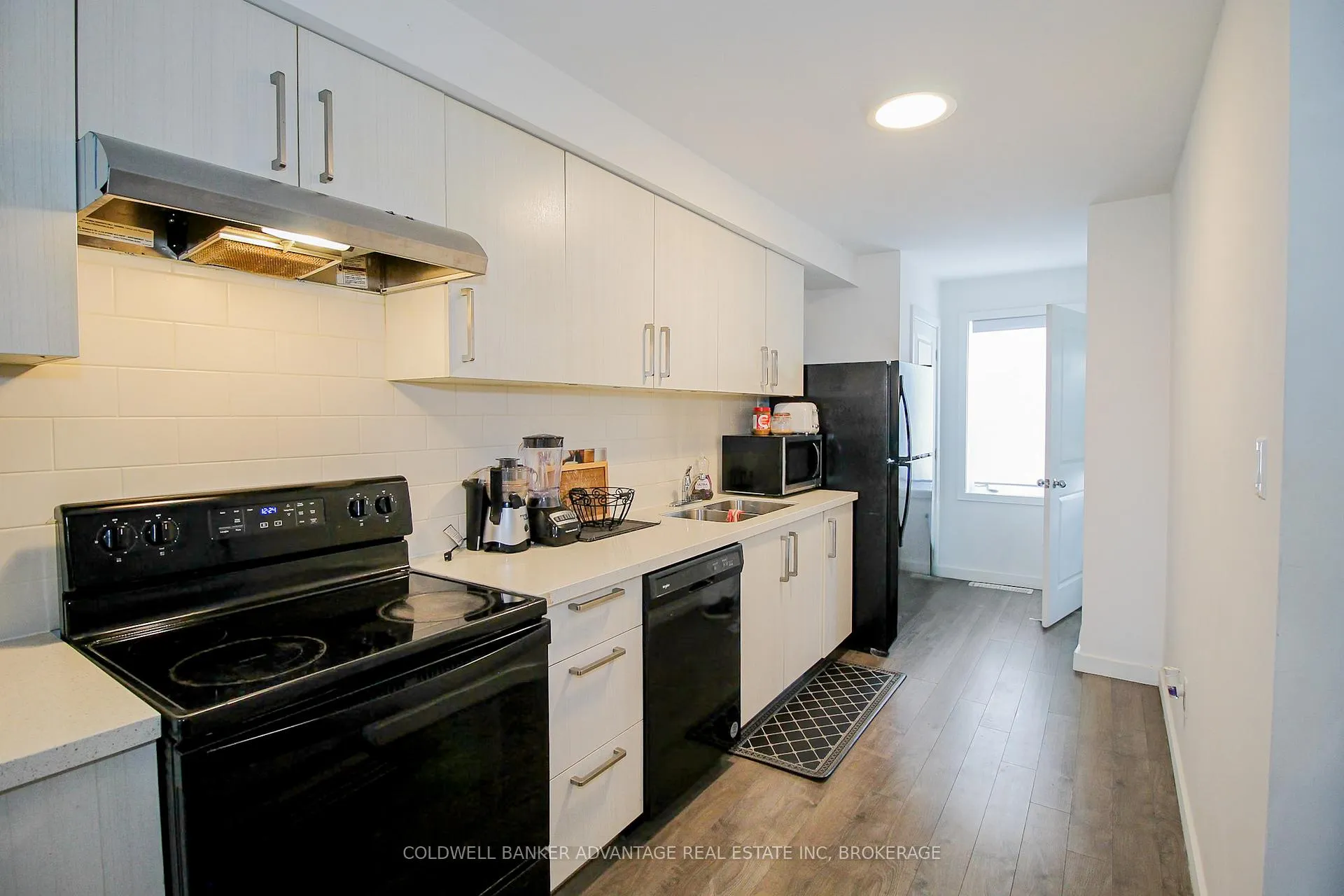 Photo 3 of 400 Chaffey Street, Welland, Lincoln/Crowland — HOMEH