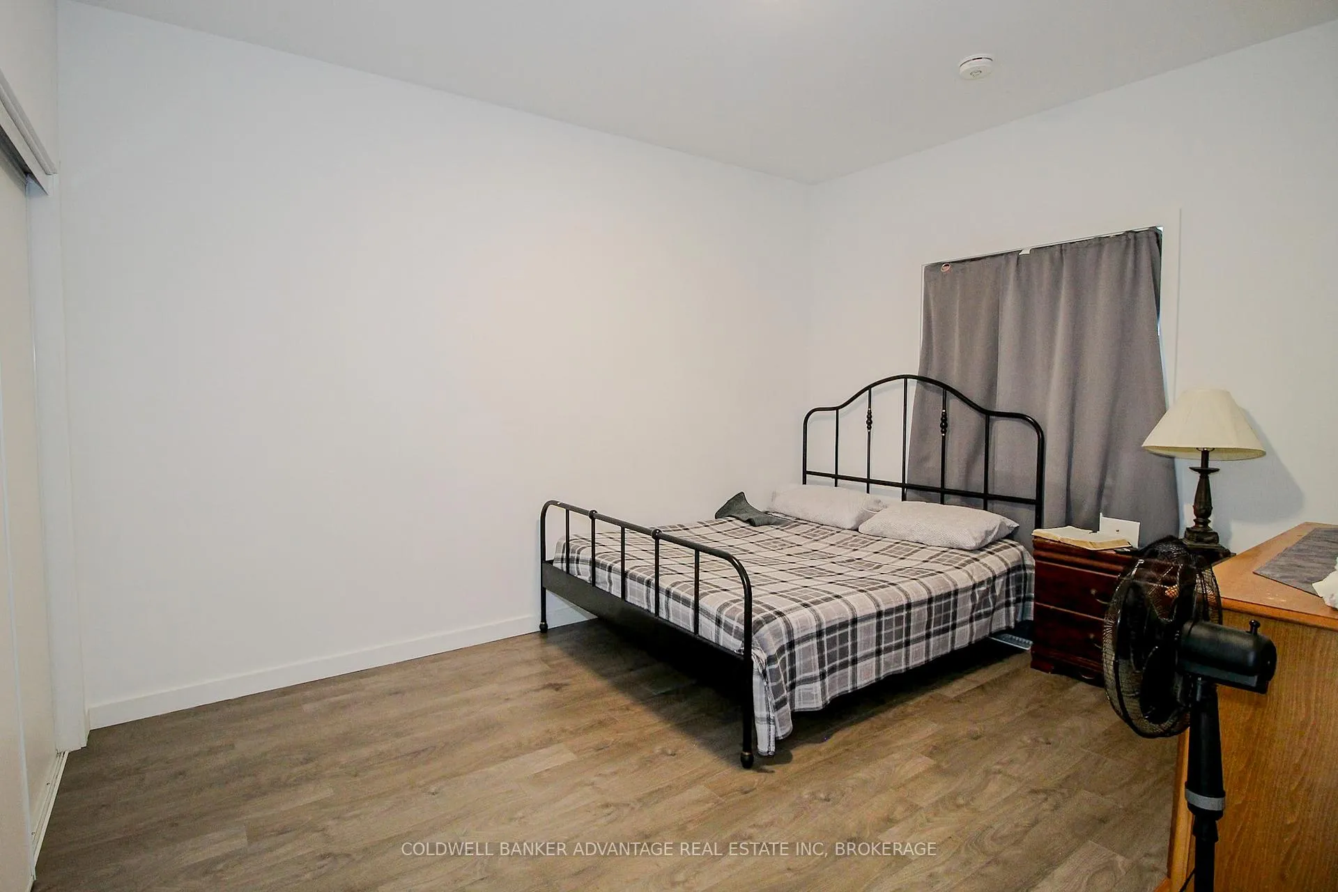 Photo 8 of 400 Chaffey Street, Welland, Lincoln/Crowland — HOMEH