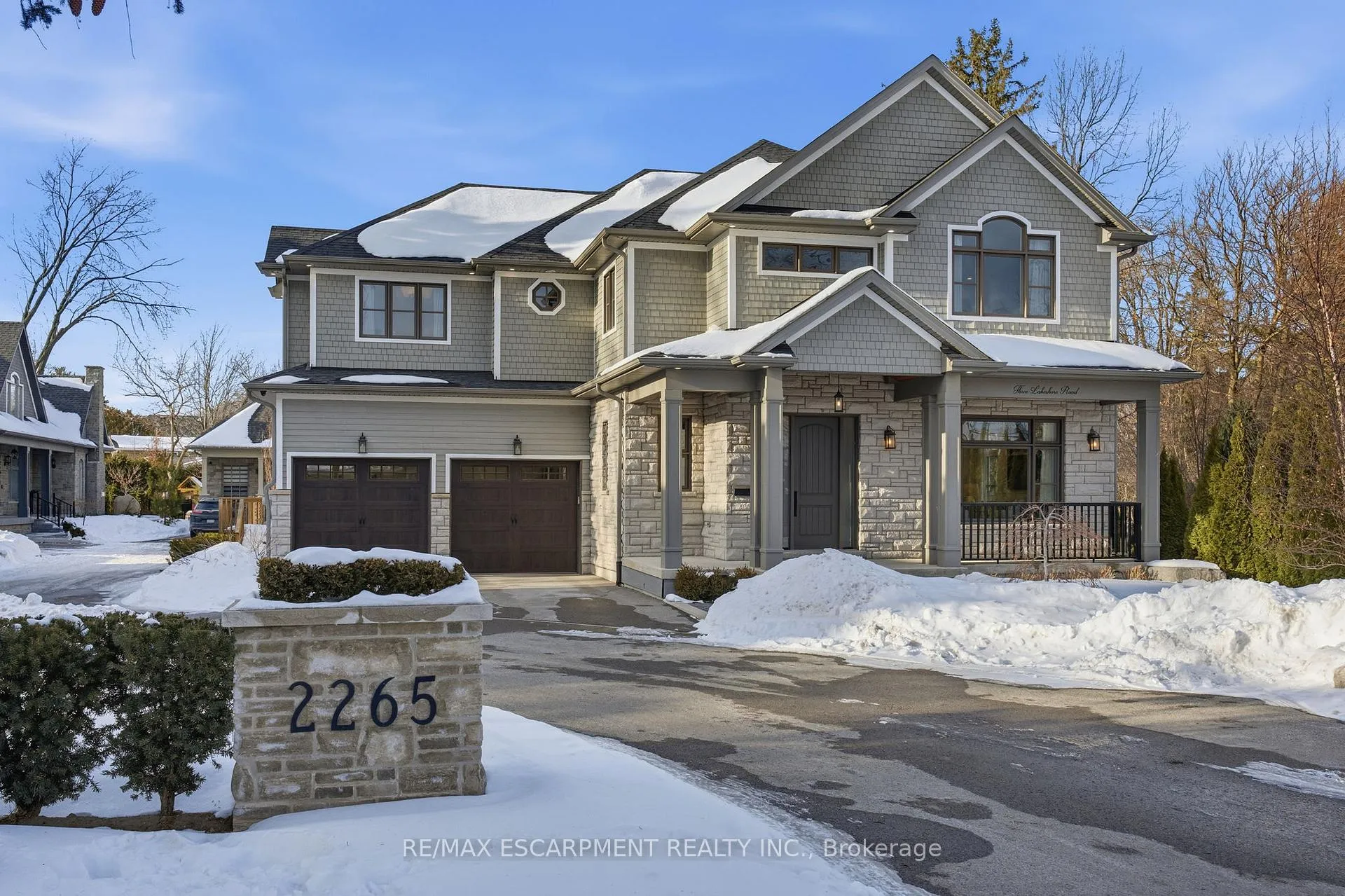 Photo 3 of Unit 3, 2265 Lakeshore Road, Burlington, Brant — HOMEH