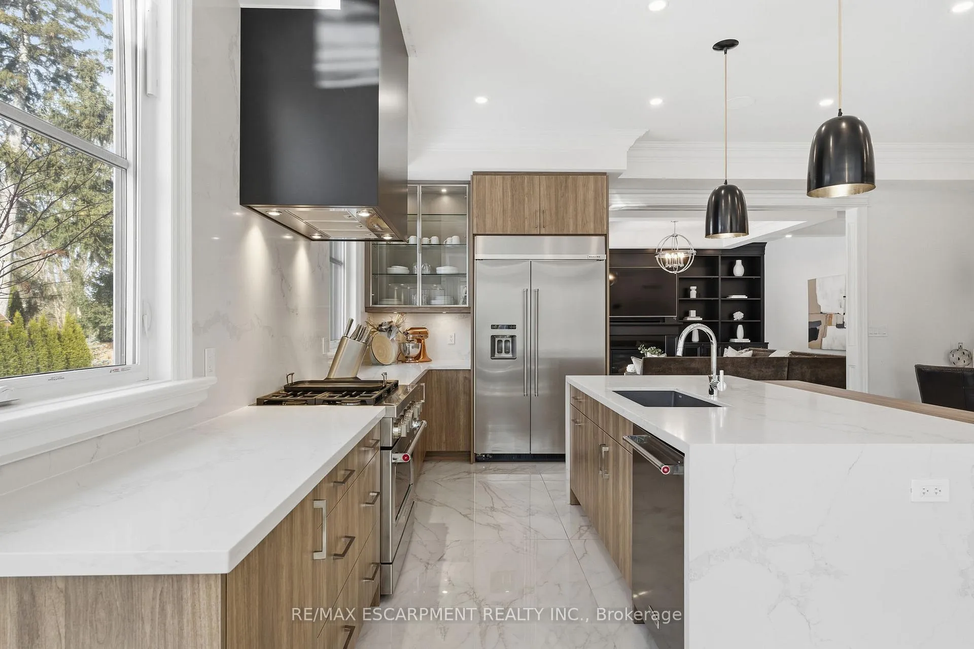 Photo 10 of Unit 3, 2265 Lakeshore Road, Burlington, Brant — HOMEH