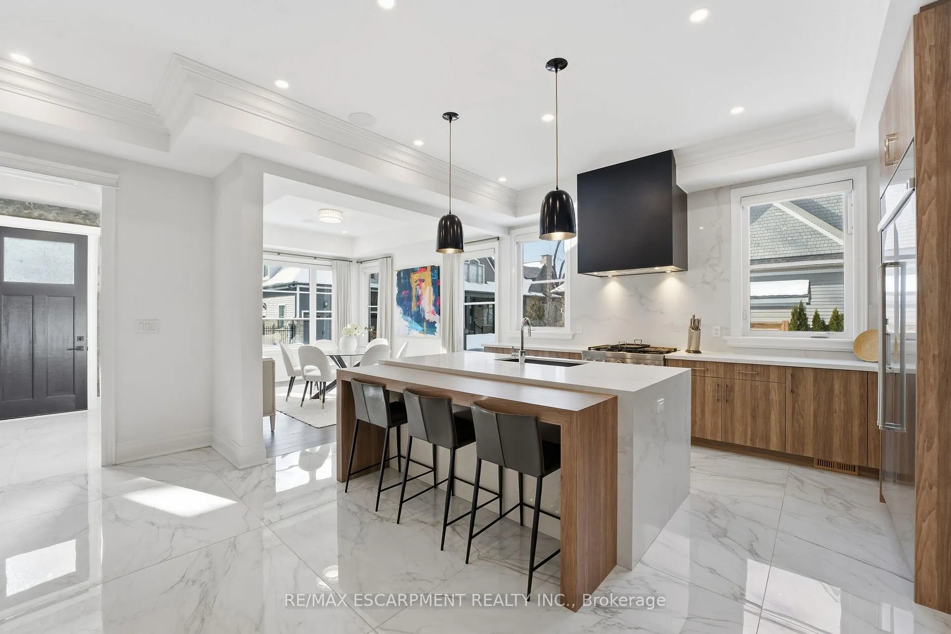 Photo 11 of Unit 3, 2265 Lakeshore Road, Burlington, Brant — HOMEH