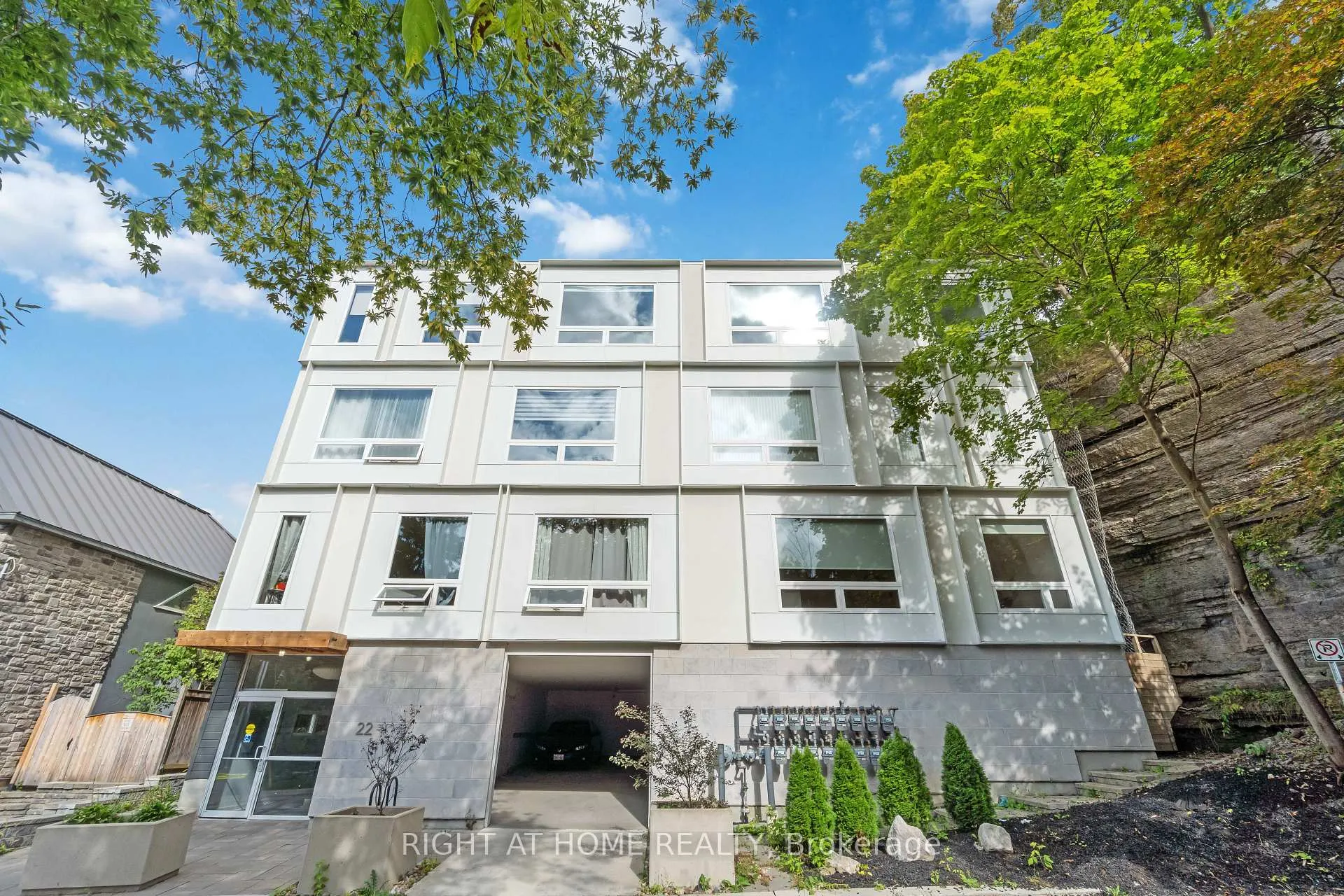 Photo 1 of Unit 305, 22 Perkins Street, Ottawa, West Centre Town — HOMEH