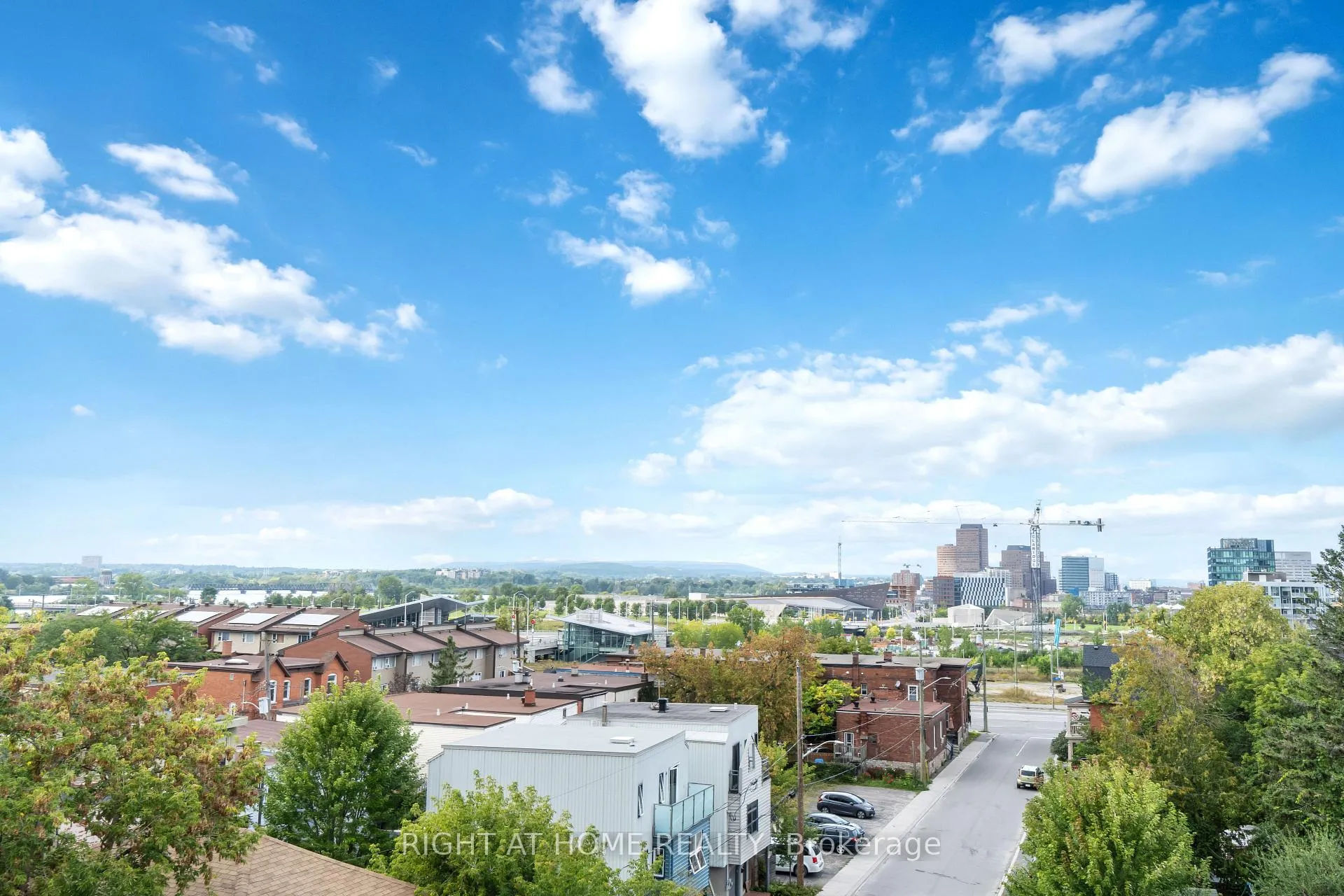 Photo 4 of Unit 305, 22 Perkins Street, Ottawa, West Centre Town — HOMEH