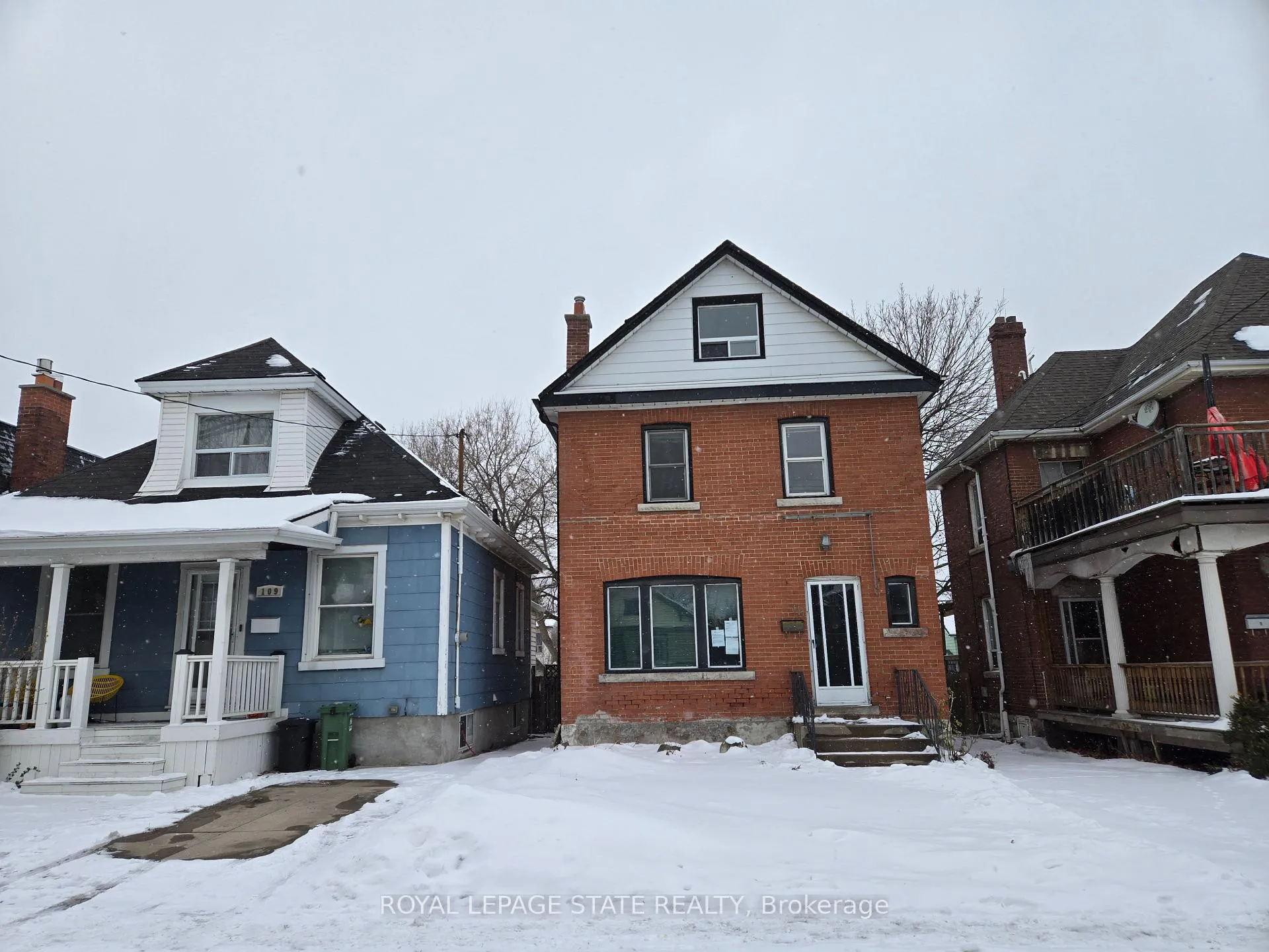 Photo 1 of 111 Park Row, Hamilton, Crown Point — HOMEH