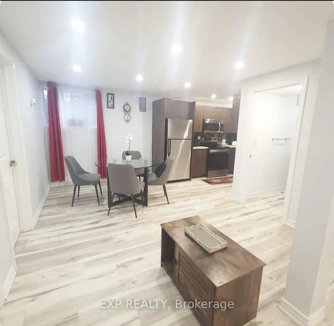 Photo 4 of 267 Bethune Avenue, Welland, Lincoln/Crowland — HOMEH