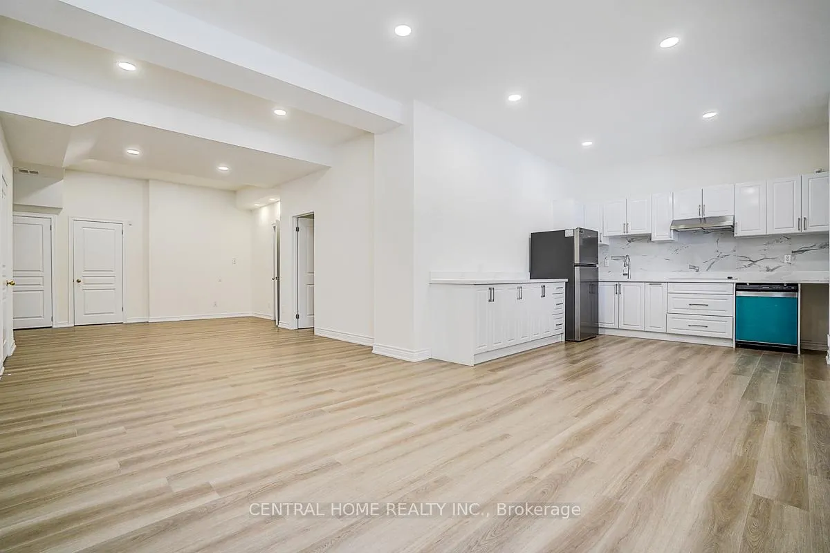 Photo 8 of Unit Bsmt, 134 Bradgate Drive, Markham, Thornlea — HOMEH