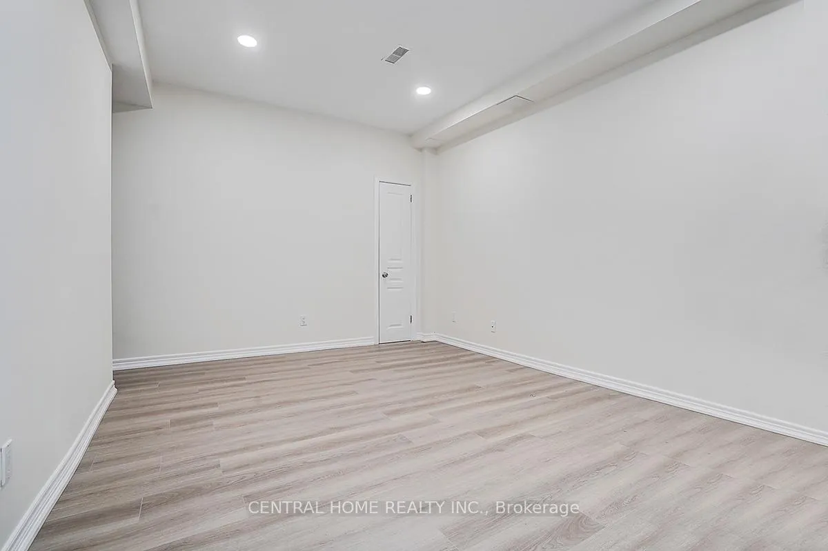 Photo 29 of Unit Bsmt, 134 Bradgate Drive, Markham, Thornlea — HOMEH