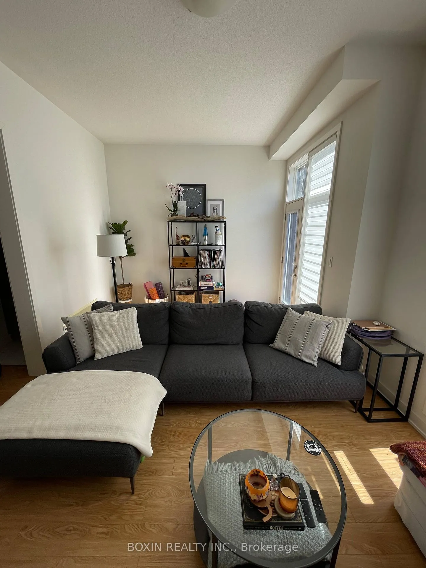 Photo 8 of 38 Gerussi Street, Vaughan, Vellore Village — HOMEH