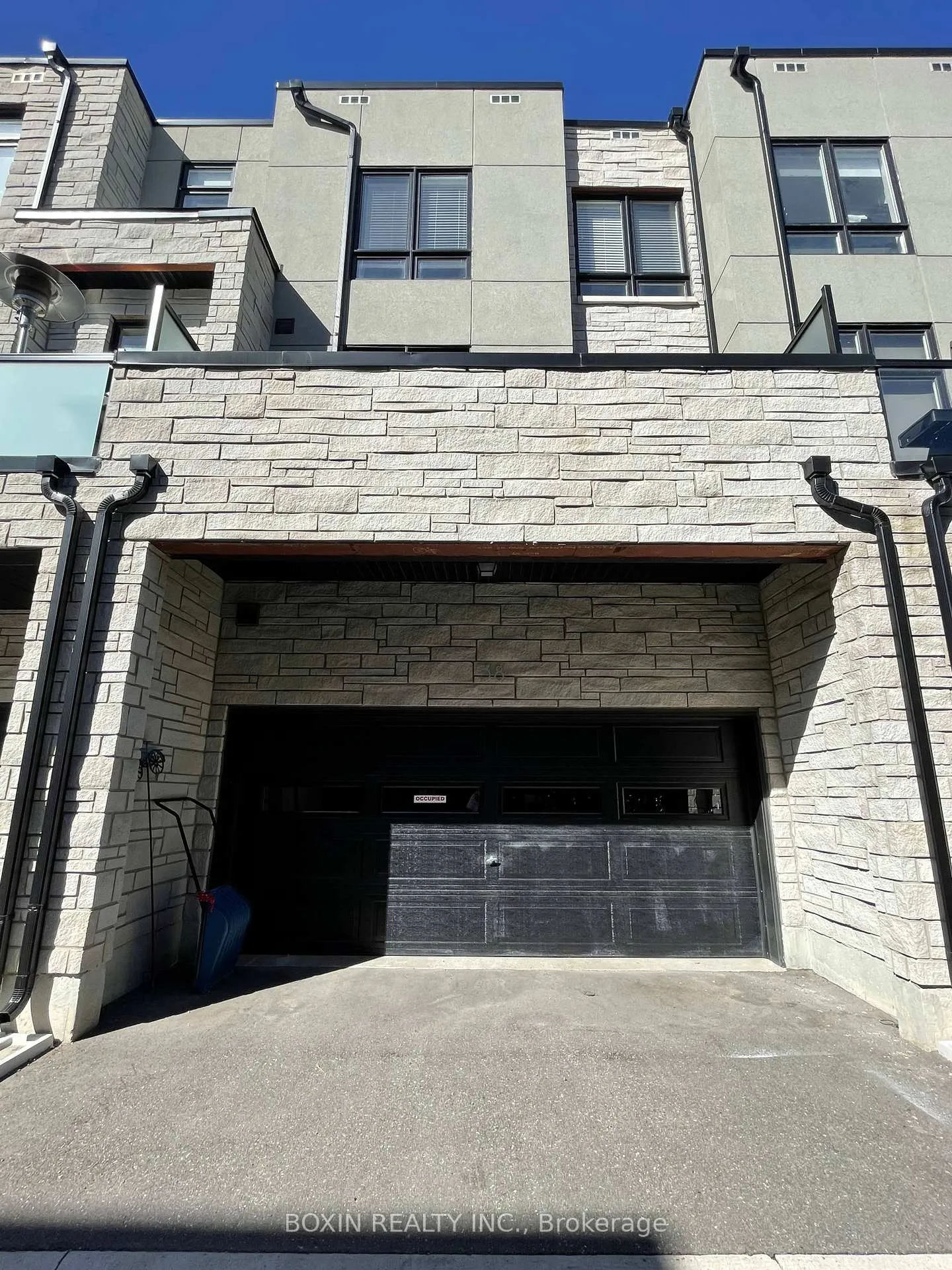 Photo 19 of 38 Gerussi Street, Vaughan, Vellore Village — HOMEH