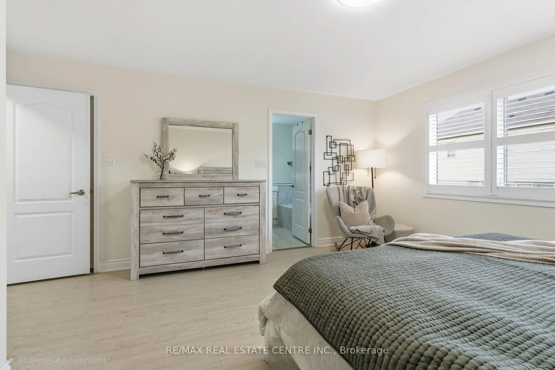 Photo 20 of 435 Pozbou Crescent, Milton, Willmott — HOMEH