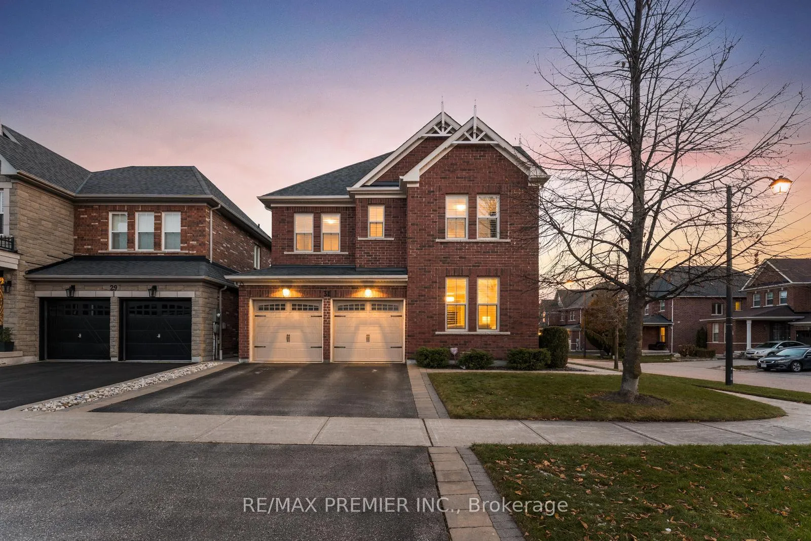 Photo 2 of 31 Boyces Creek Court, Caledon, Caledon East — HOMEH