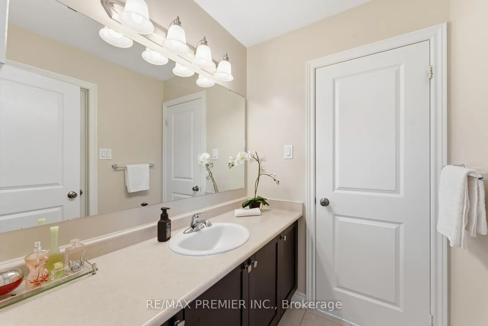 Photo 23 of 31 Boyces Creek Court, Caledon, Caledon East — HOMEH