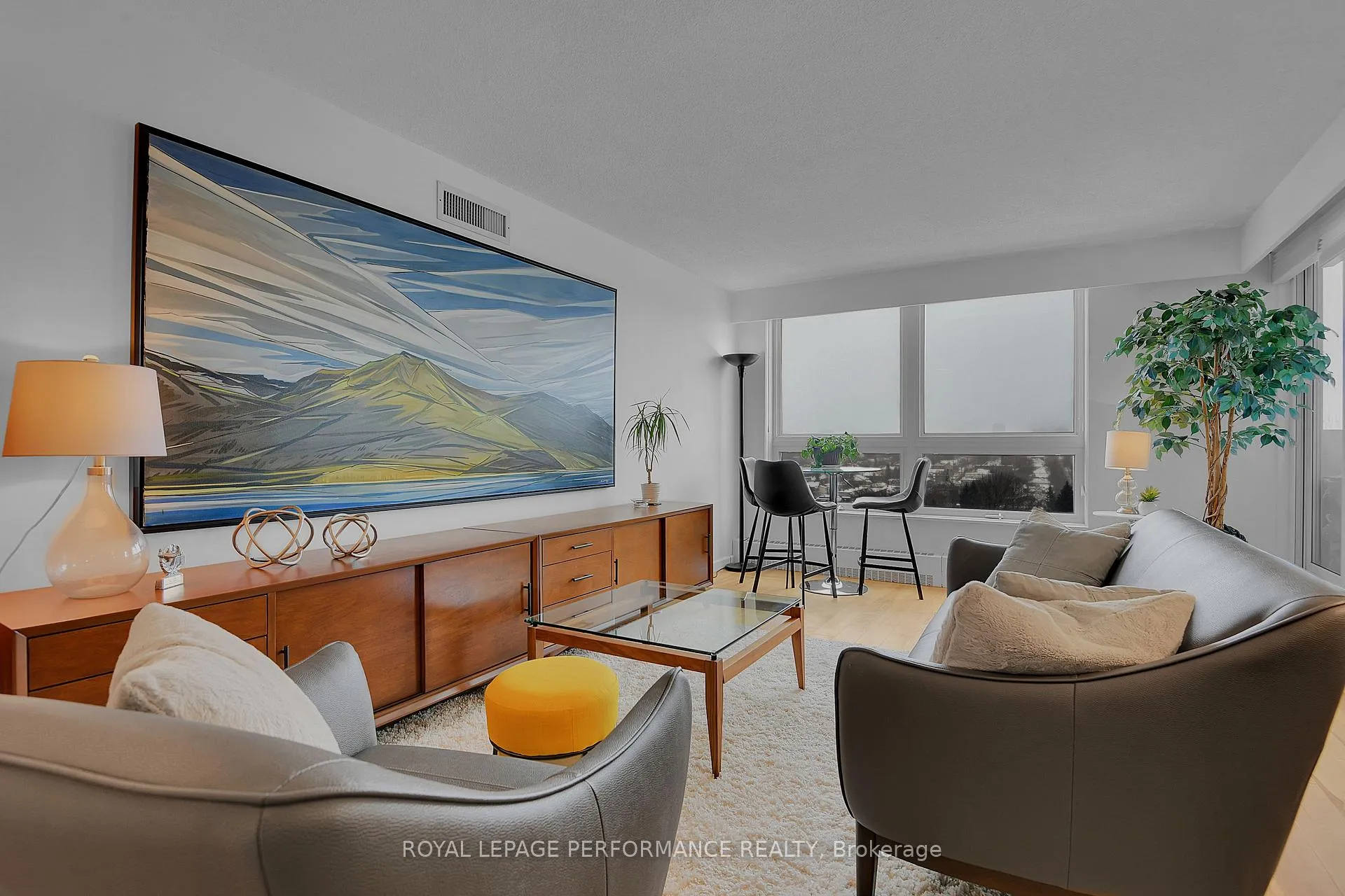 Photo 6 of Unit 905, 373 Laurier Avenue E, Ottawa, Sandy Hill — HOMEH