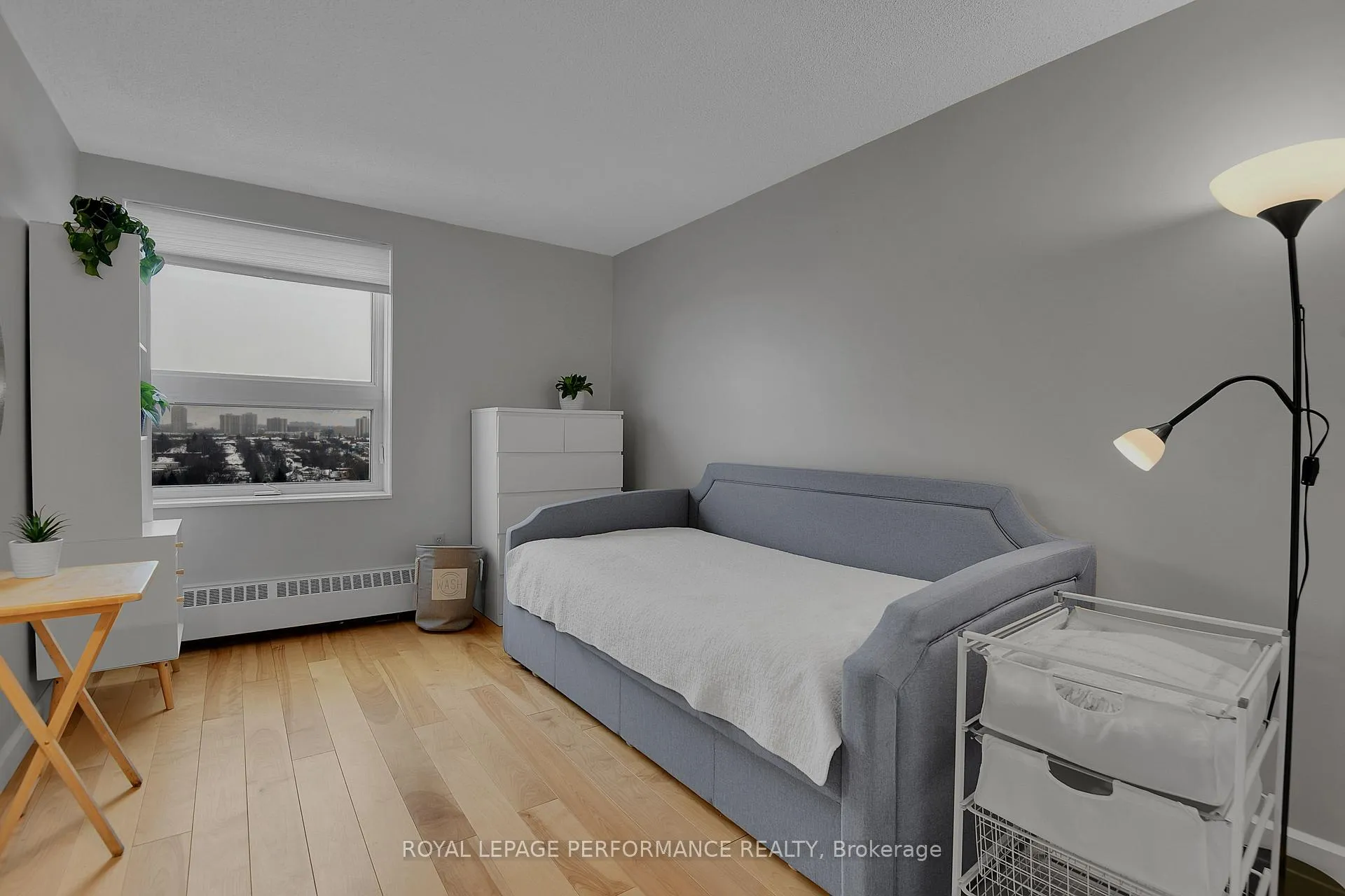 Photo 16 of Unit 905, 373 Laurier Avenue E, Ottawa, Sandy Hill — HOMEH