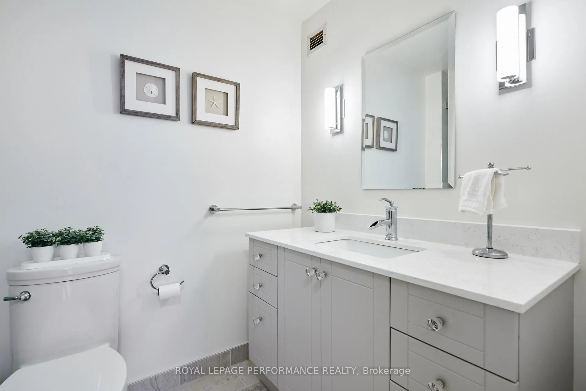 Photo 18 of Unit 905, 373 Laurier Avenue E, Ottawa, Sandy Hill — HOMEH