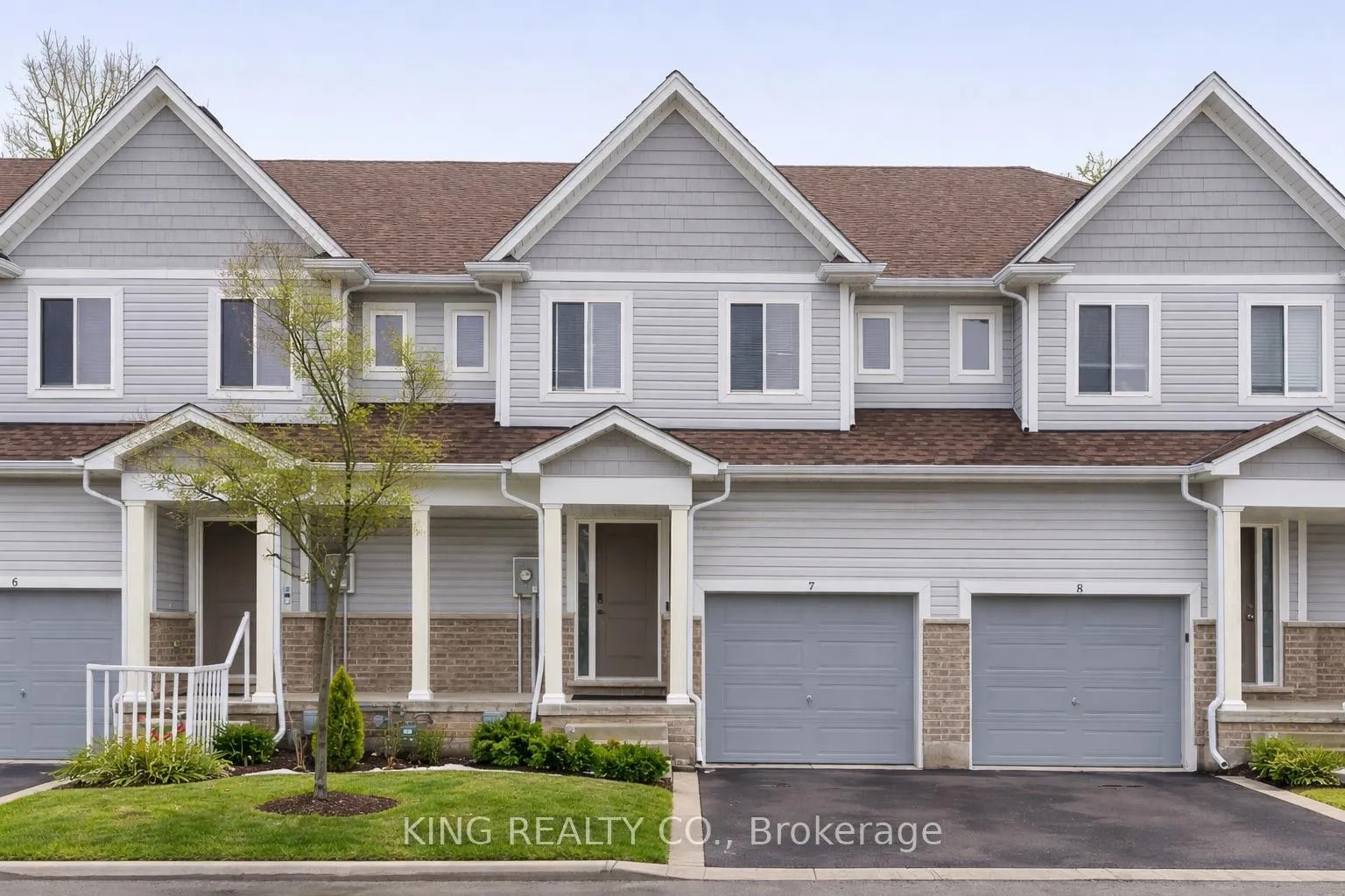 Front of Unit 7, 60 Canterbury Drive