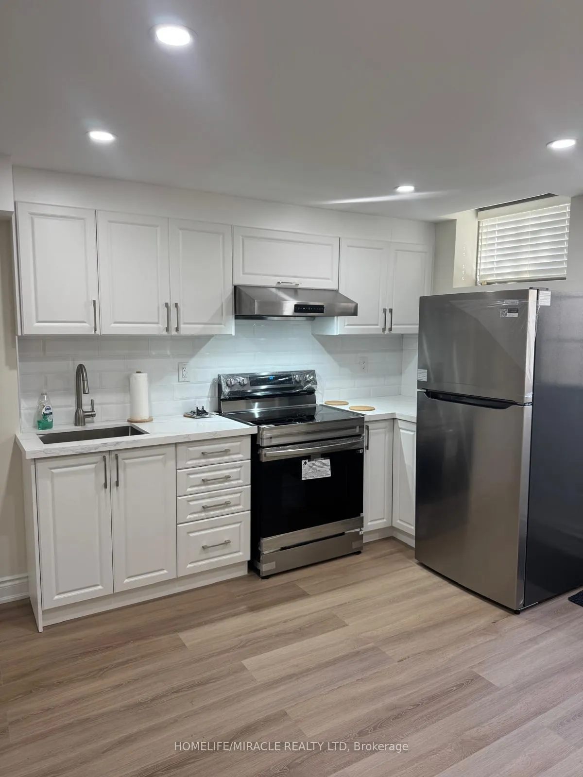 Photo 1 of Unit BASEMENT, 19 Arnold Crescent, New Tecumseth, Alliston — HOMEH